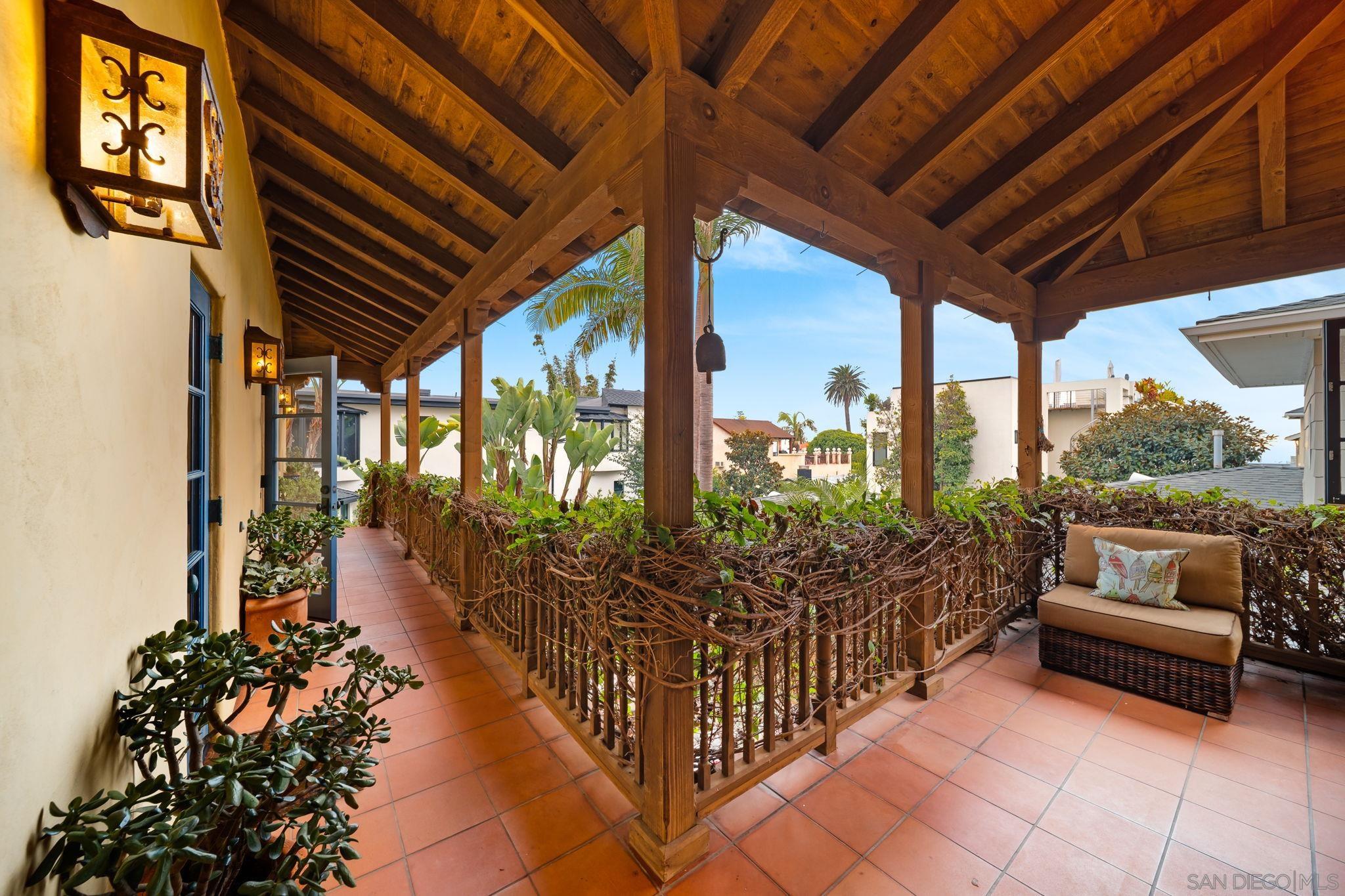 Detail Gallery Image 31 of 66 For 7344  Olivetas Ave, La Jolla,  CA 92037 - 5 Beds | 4 Baths