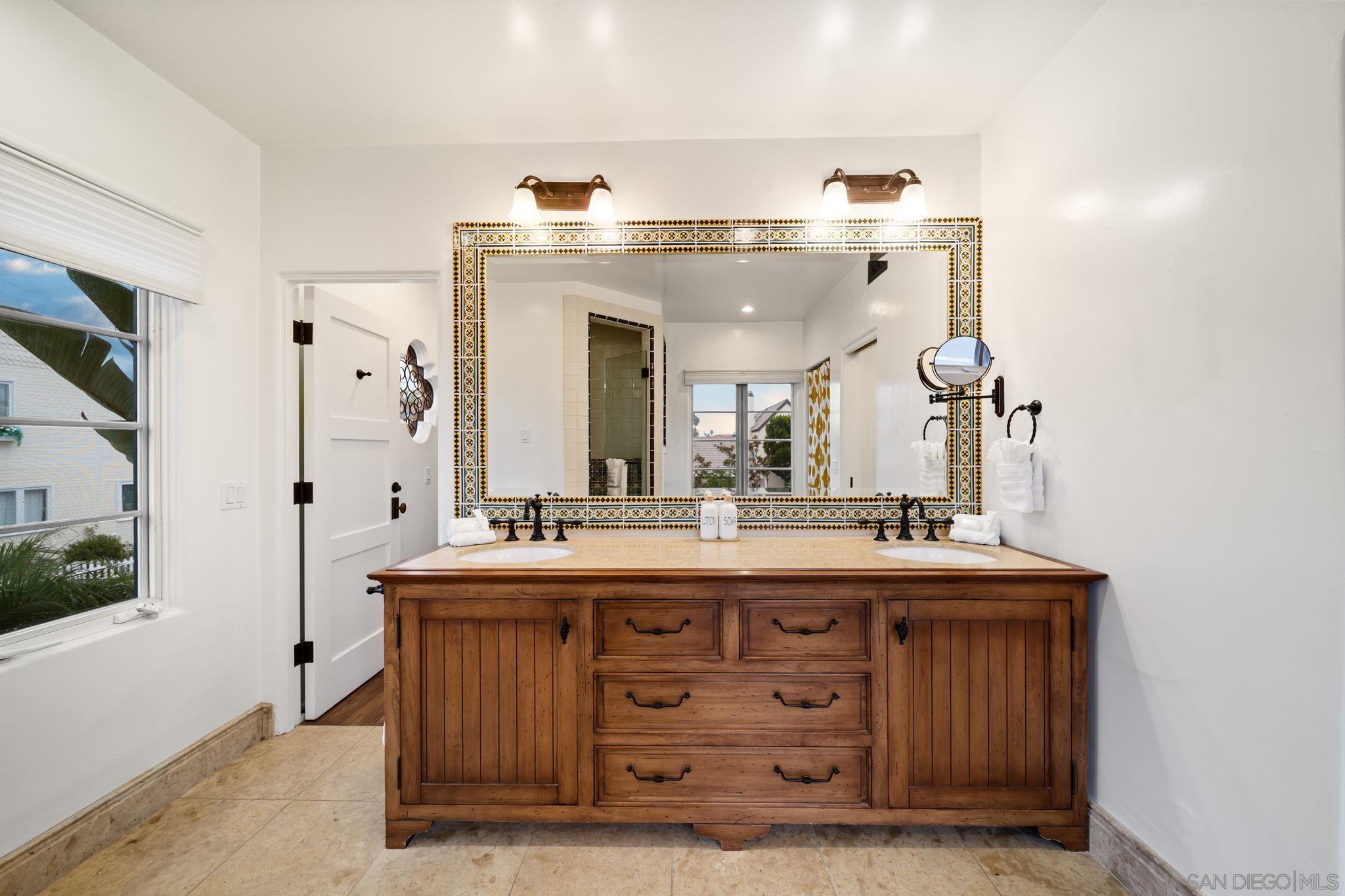 Detail Gallery Image 37 of 66 For 7344  Olivetas Ave, La Jolla,  CA 92037 - 5 Beds | 4 Baths