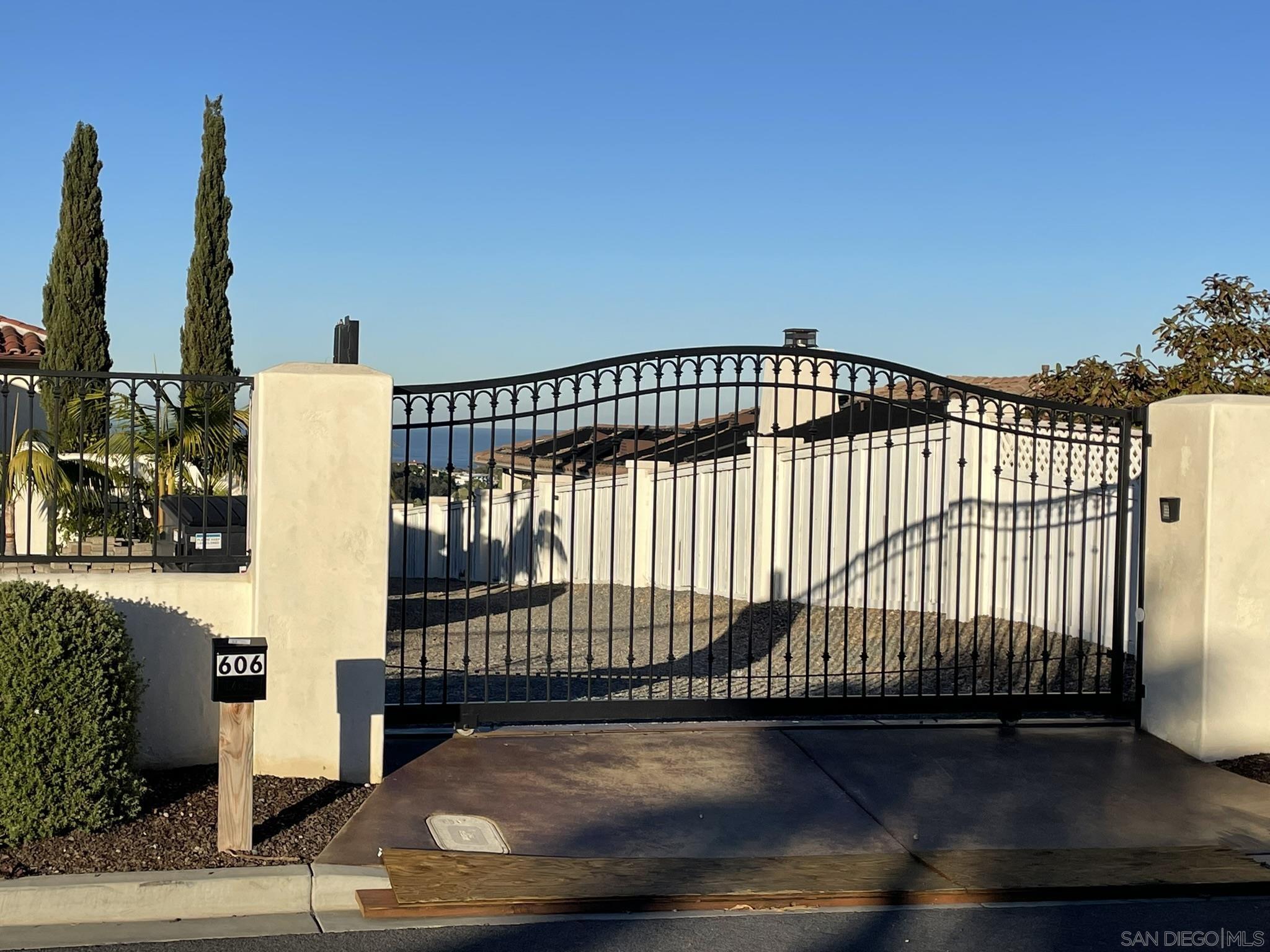 Detail Gallery Image 23 of 26 For 606  Camino De Orchidia, Encinitas,  CA 92024 - 2 Beds | 2/1 Baths