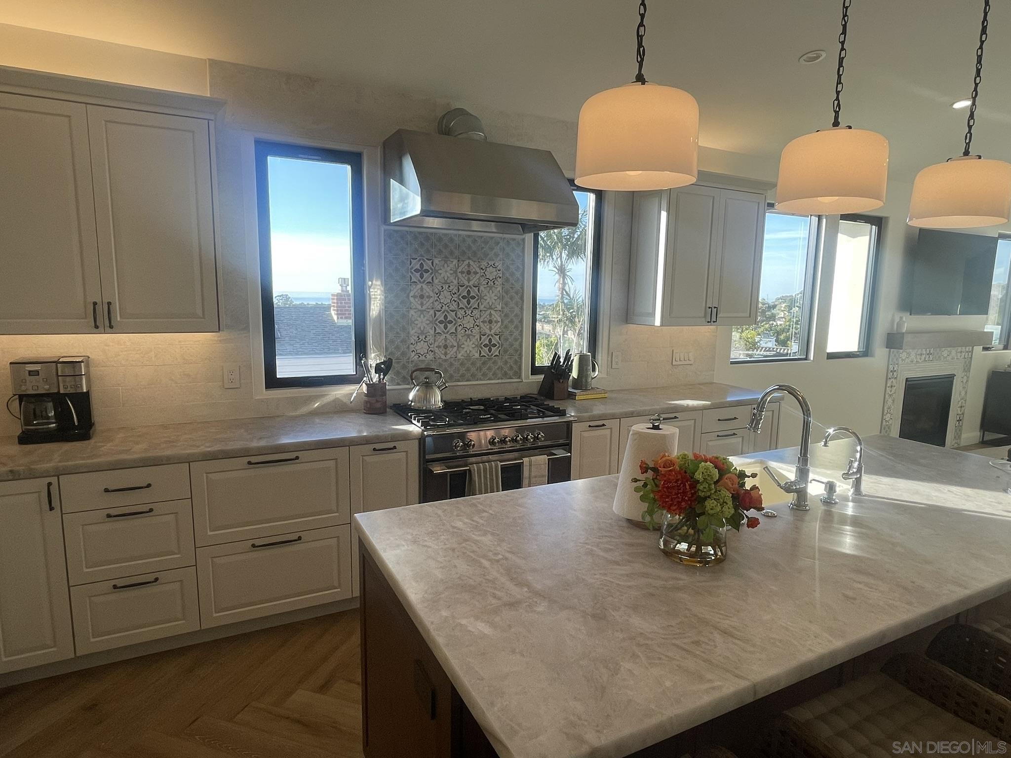 Detail Gallery Image 8 of 26 For 606  Camino De Orchidia, Encinitas,  CA 92024 - 2 Beds | 2/1 Baths