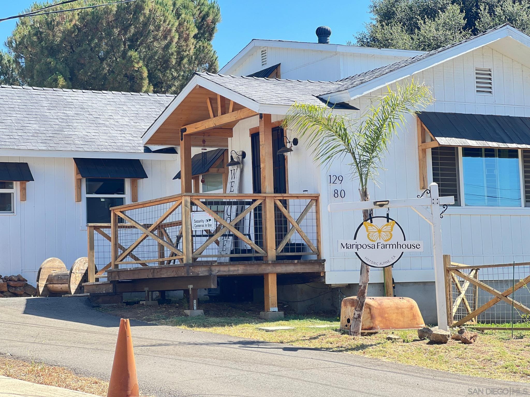 Detail Gallery Image 2 of 41 For 80  Willowside Ter, Alpine,  CA 91901 - – Beds | – Baths