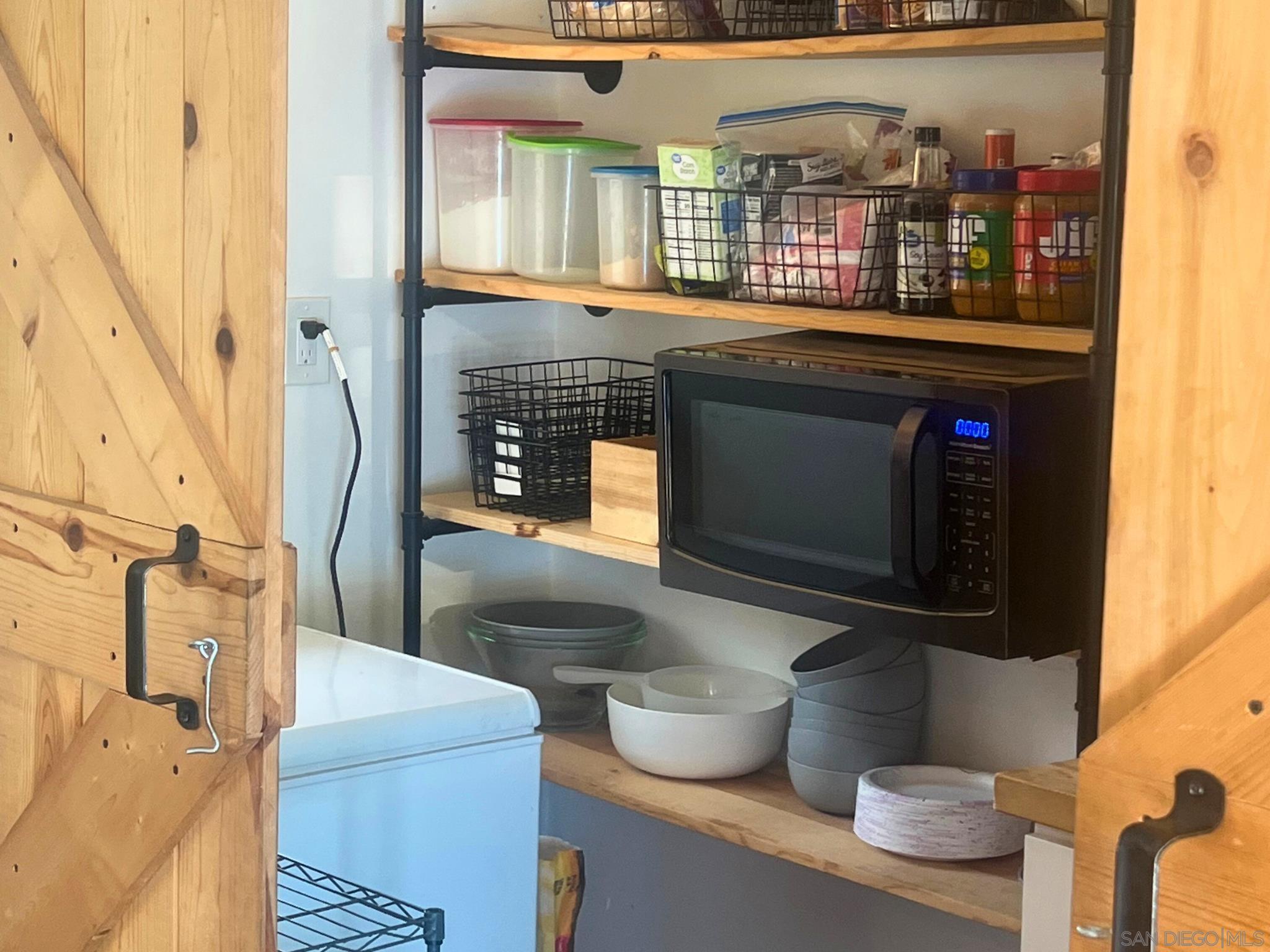 Detail Gallery Image 13 of 41 For 80  Willowside Ter, Alpine,  CA 91901 - – Beds | – Baths