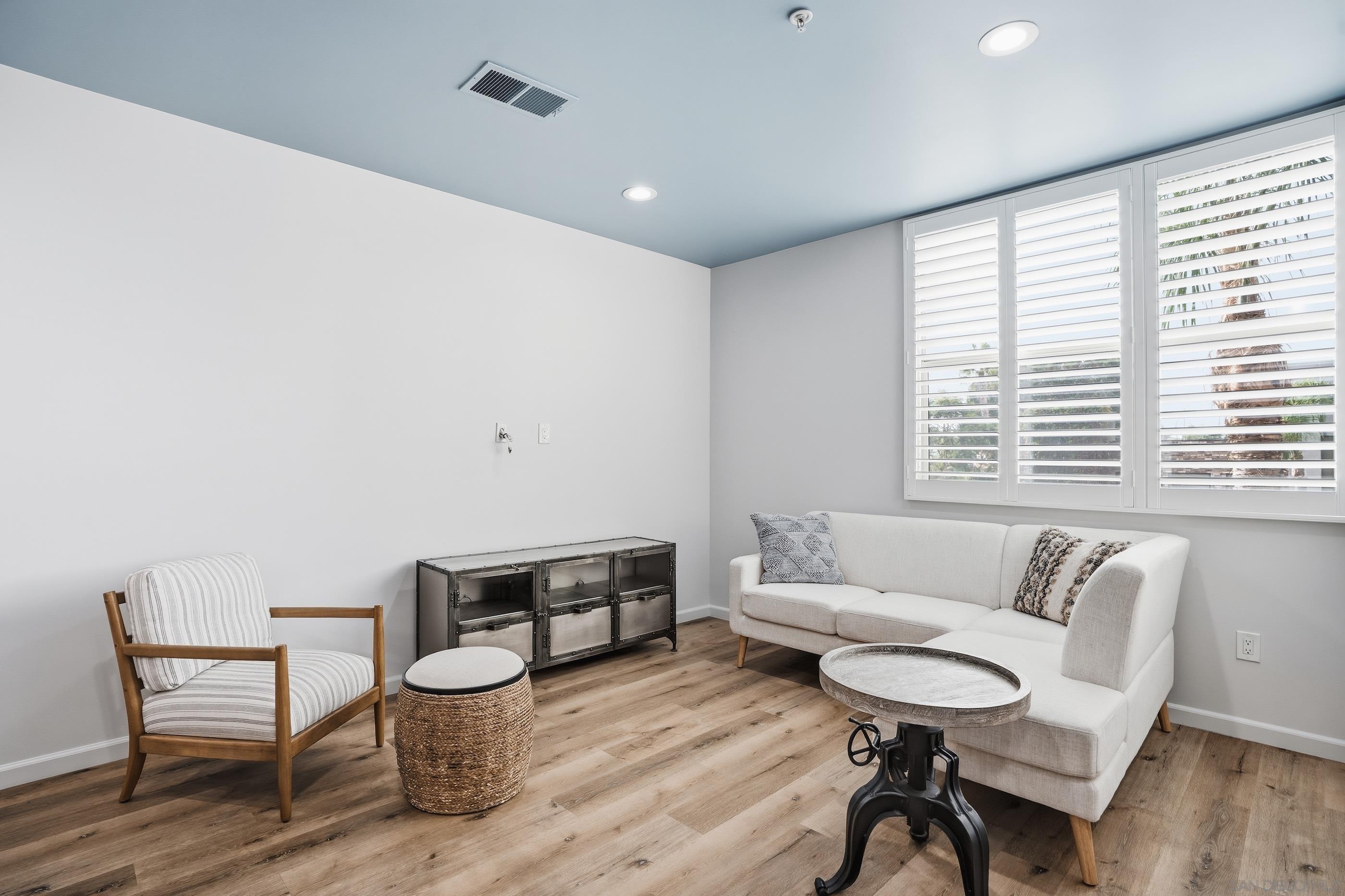 Detail Gallery Image 16 of 22 For 687 S Coast Hwy 101  216, Encinitas,  CA 92024 - 2 Beds | 2/1 Baths