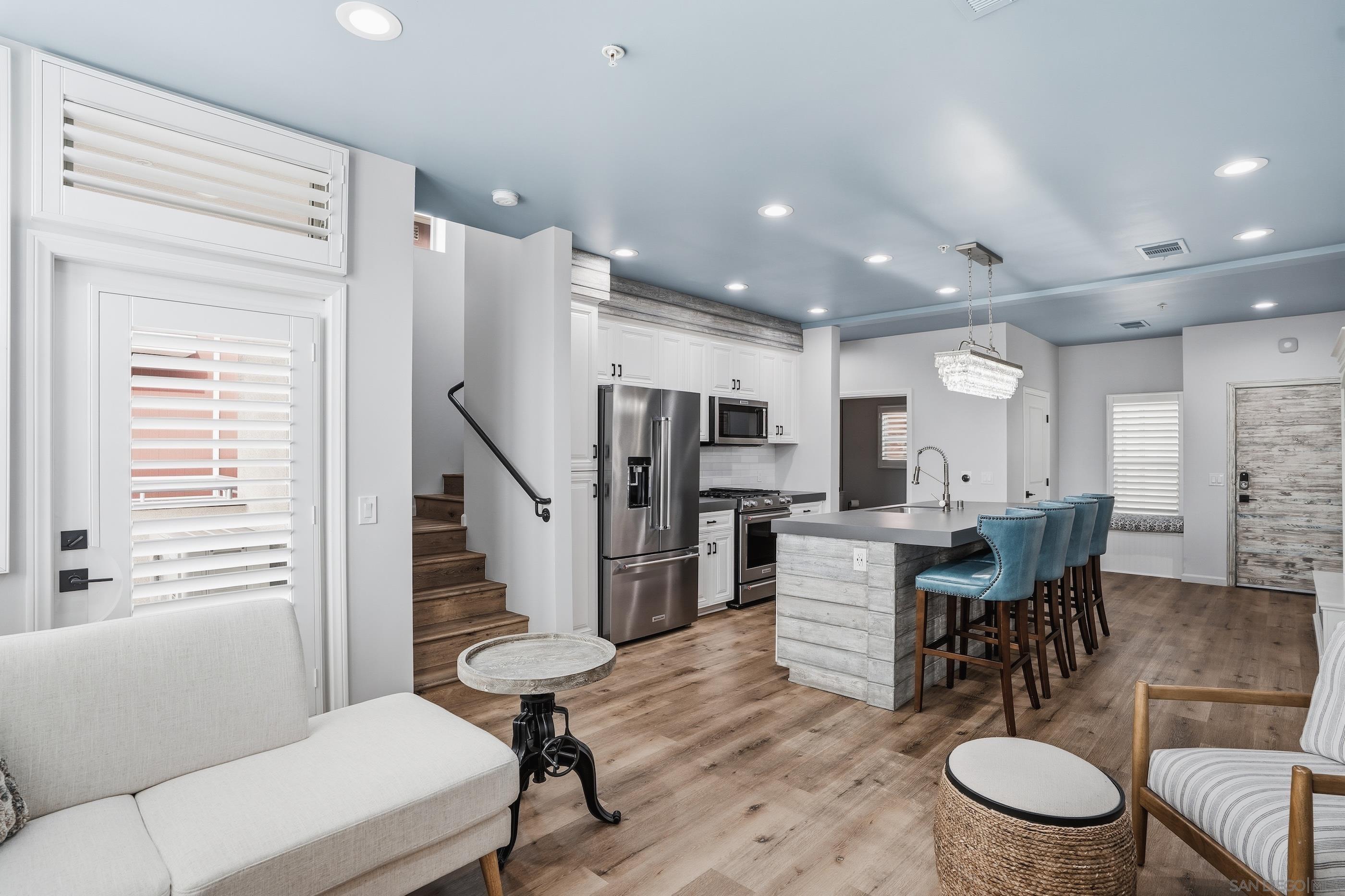 Detail Gallery Image 7 of 22 For 687 S Coast Hwy 101  216, Encinitas,  CA 92024 - 2 Beds | 2/1 Baths