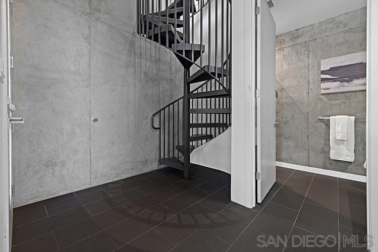 Detail Gallery Image 11 of 41 For 1050  Island Ave  #110,  San Diego,  CA 92101 - 1 Beds | 2 Baths