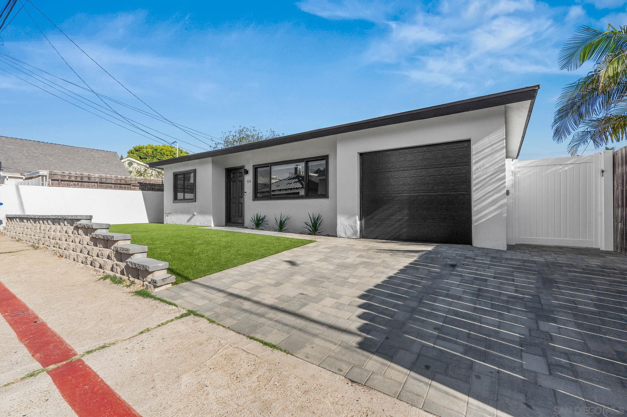 Detail Gallery Image 24 of 43 For 326-28  H Ave, Coronado,  CA 92118 - 4 Beds | 2 Baths