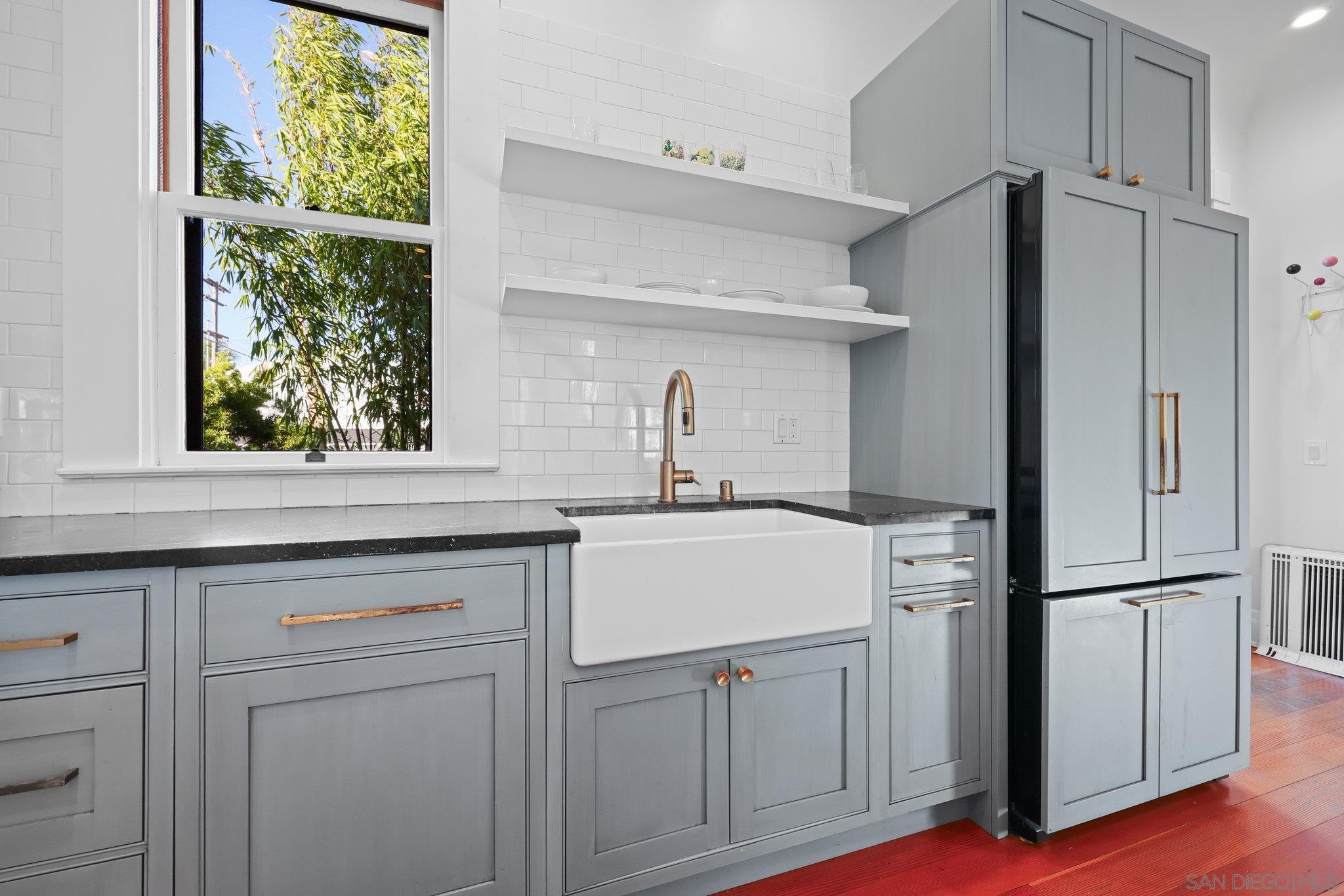 Detail Gallery Image 18 of 73 For 1930  30th St, San Diego,  CA 92102 - 4 Beds | 3/1 Baths