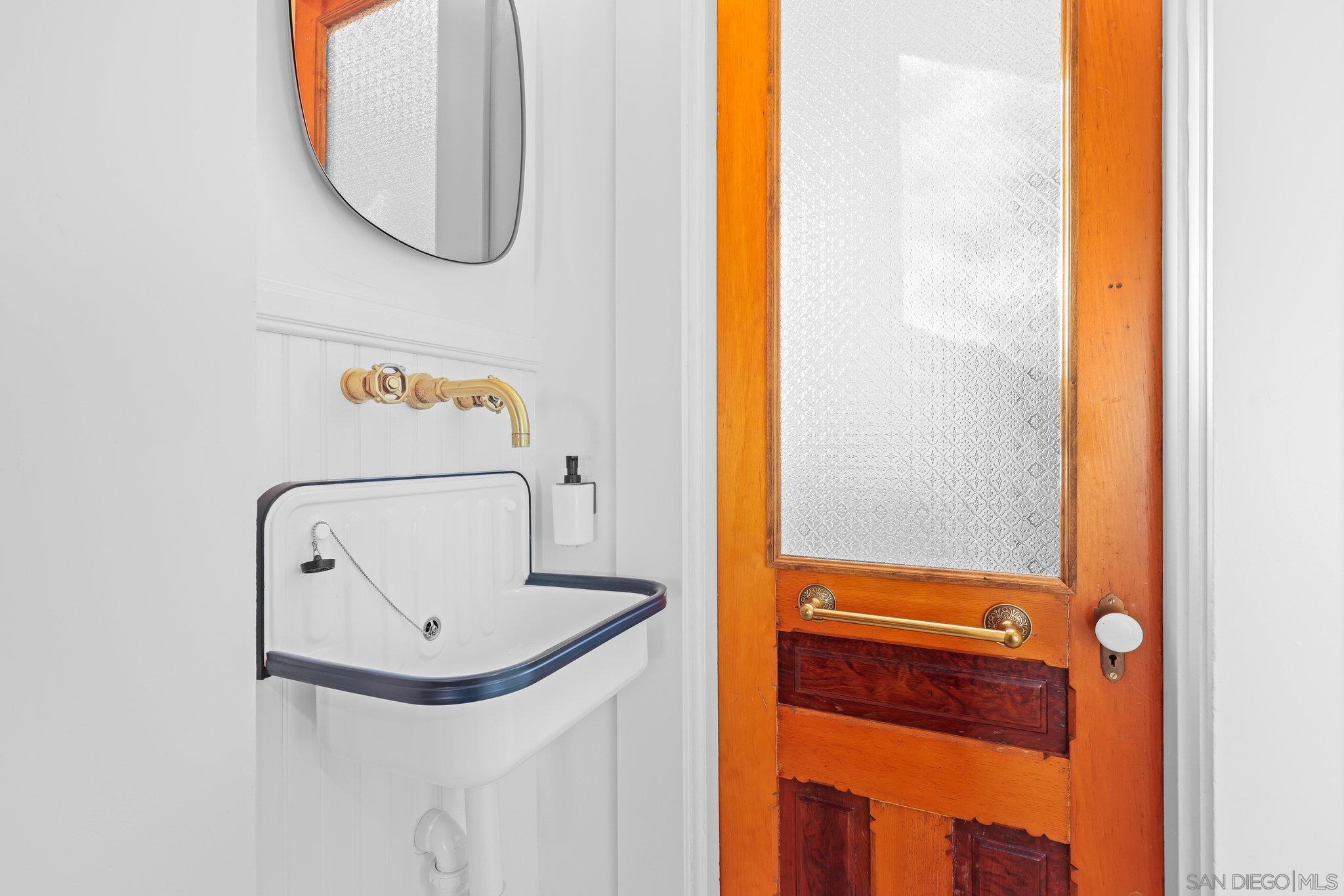 Detail Gallery Image 31 of 73 For 1930  30th St, San Diego,  CA 92102 - 4 Beds | 3/1 Baths