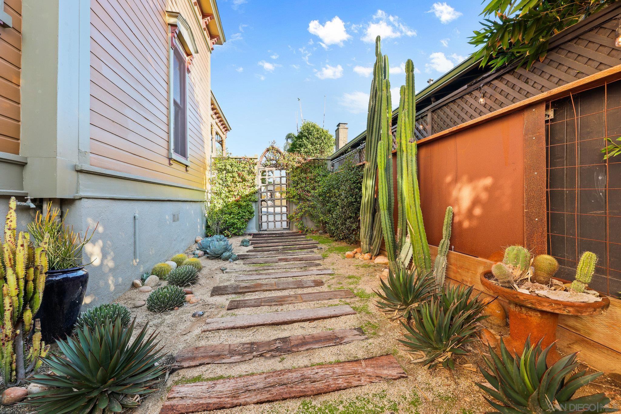 Detail Gallery Image 60 of 73 For 1930  30th St, San Diego,  CA 92102 - 4 Beds | 3/1 Baths