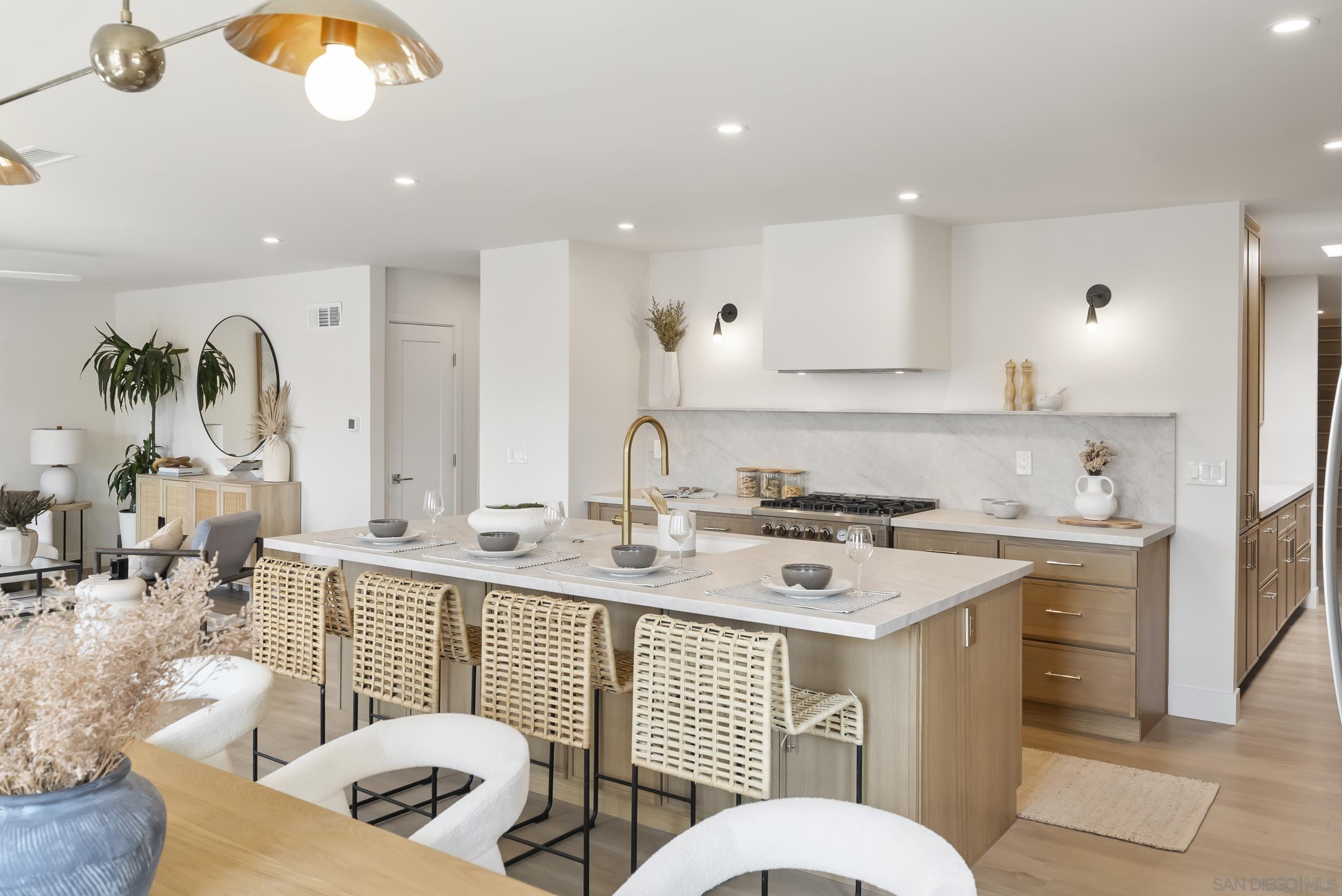 Detail Gallery Image 13 of 44 For 4543  Moraga Ave, San Diego,  CA 92117 - 4 Beds | 3 Baths