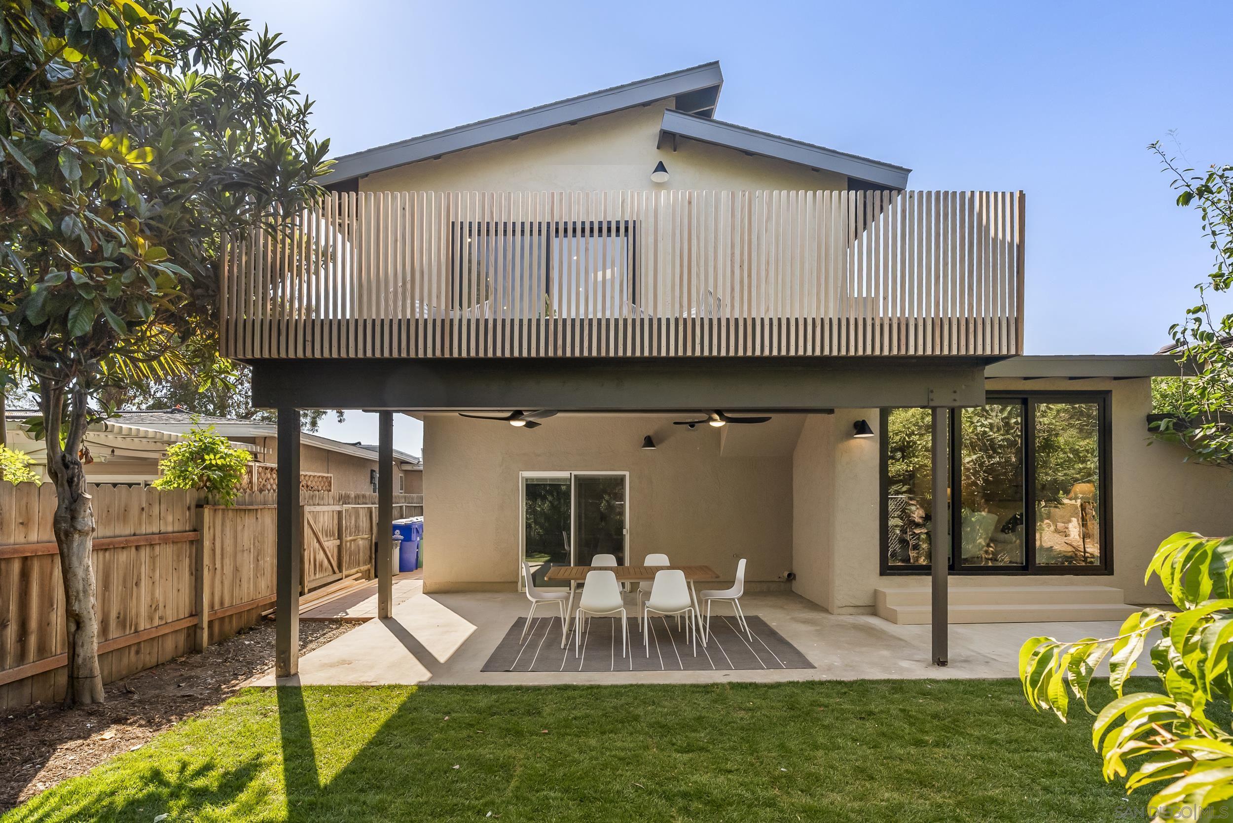 Detail Gallery Image 3 of 44 For 4543  Moraga Ave, San Diego,  CA 92117 - 4 Beds | 3 Baths