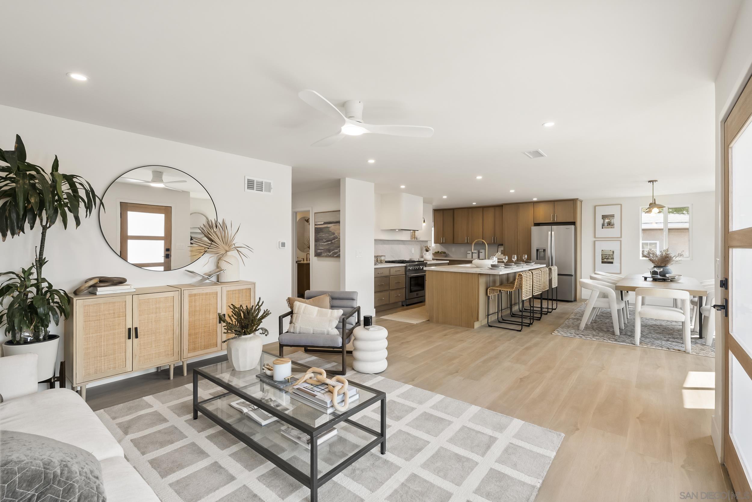 Detail Gallery Image 6 of 44 For 4543  Moraga Ave, San Diego,  CA 92117 - 4 Beds | 3 Baths