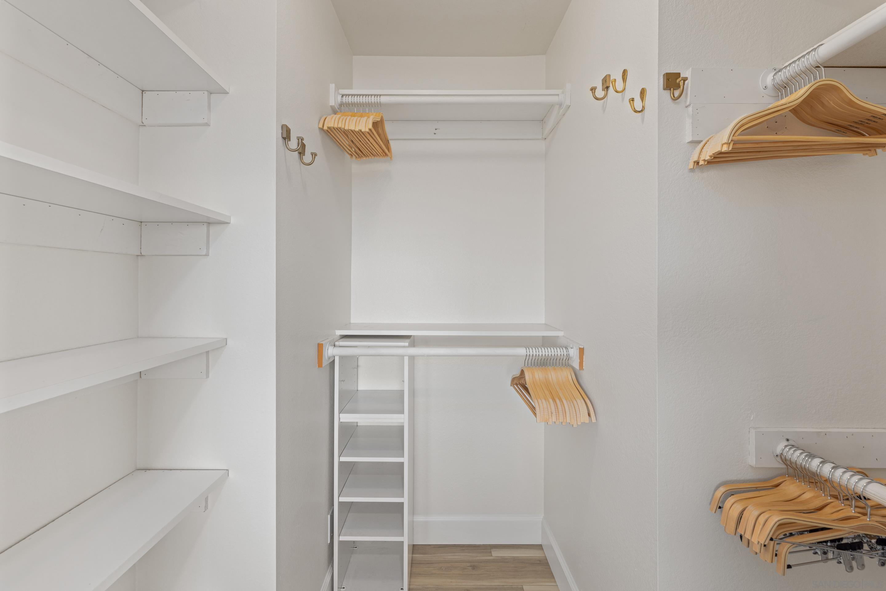 Detail Gallery Image 13 of 25 For 579  Hygeia  Unit a, Encinitas,  CA 92024 - 3 Beds | 2/1 Baths