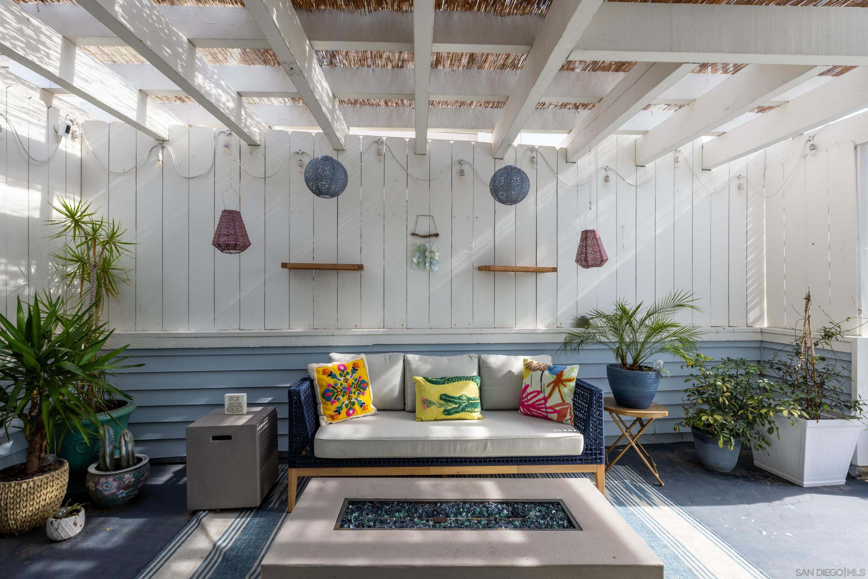 Detail Gallery Image 22 of 25 For 579  Hygeia  Unit a, Encinitas,  CA 92024 - 3 Beds | 2/1 Baths