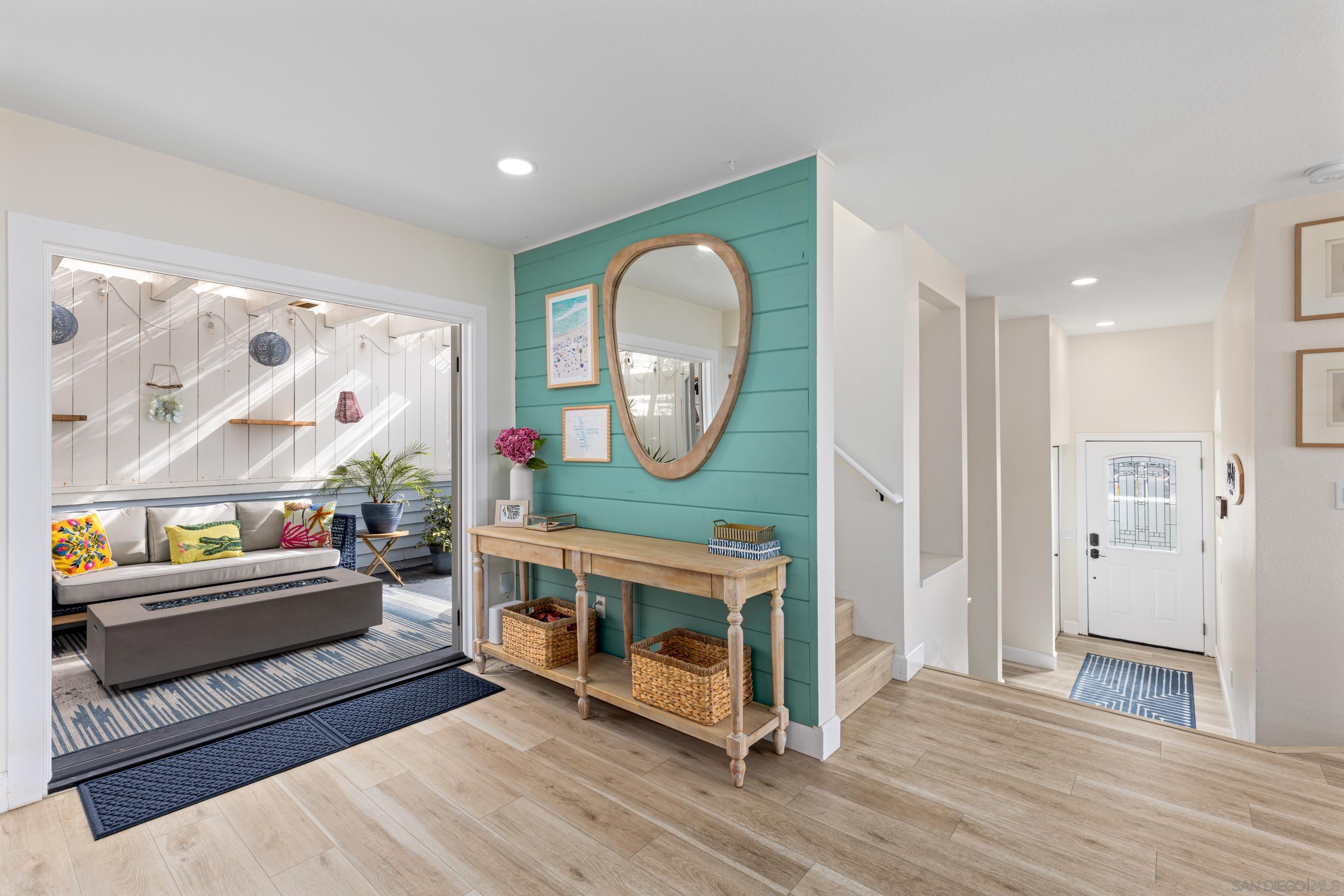 Detail Gallery Image 7 of 25 For 579  Hygeia  Unit a, Encinitas,  CA 92024 - 3 Beds | 2/1 Baths