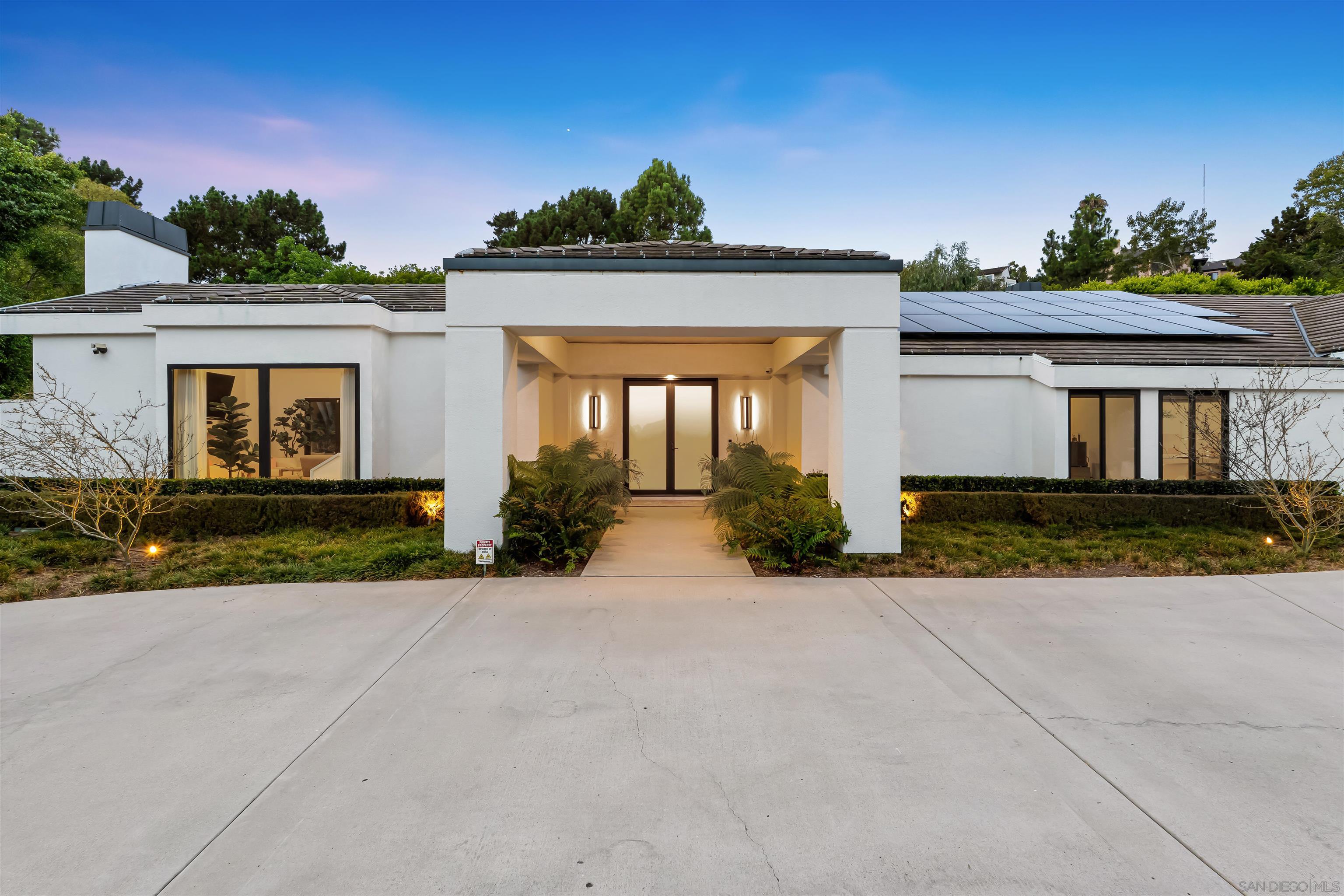 Front Image Thumbnail for SD250044222