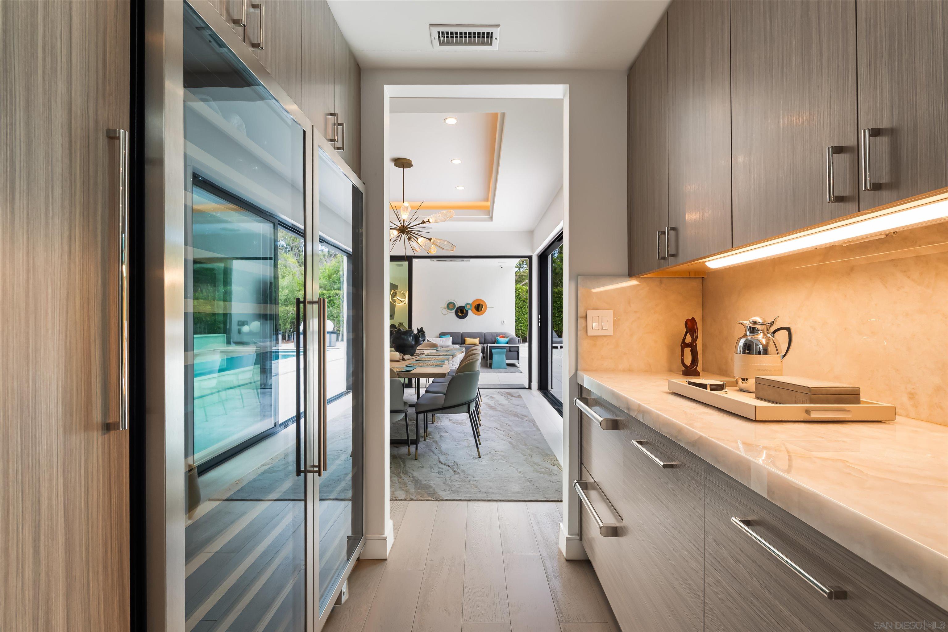 Detail Gallery Image 20 of 75 For 6887  Avenida Andorra, La Jolla,  CA 92037 - 4 Beds | 5 Baths