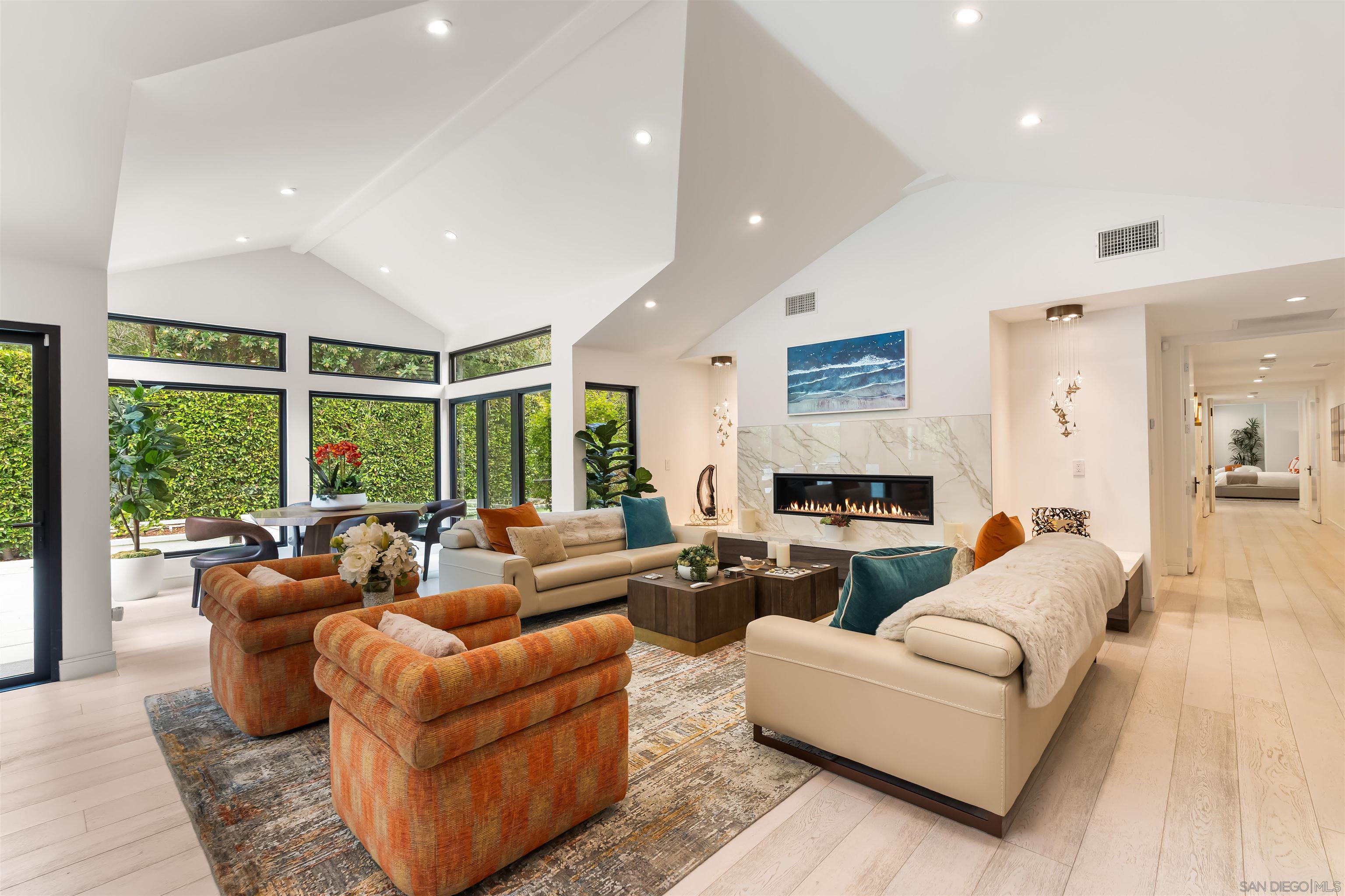 Detail Gallery Image 23 of 75 For 6887  Avenida Andorra, La Jolla,  CA 92037 - 4 Beds | 5 Baths