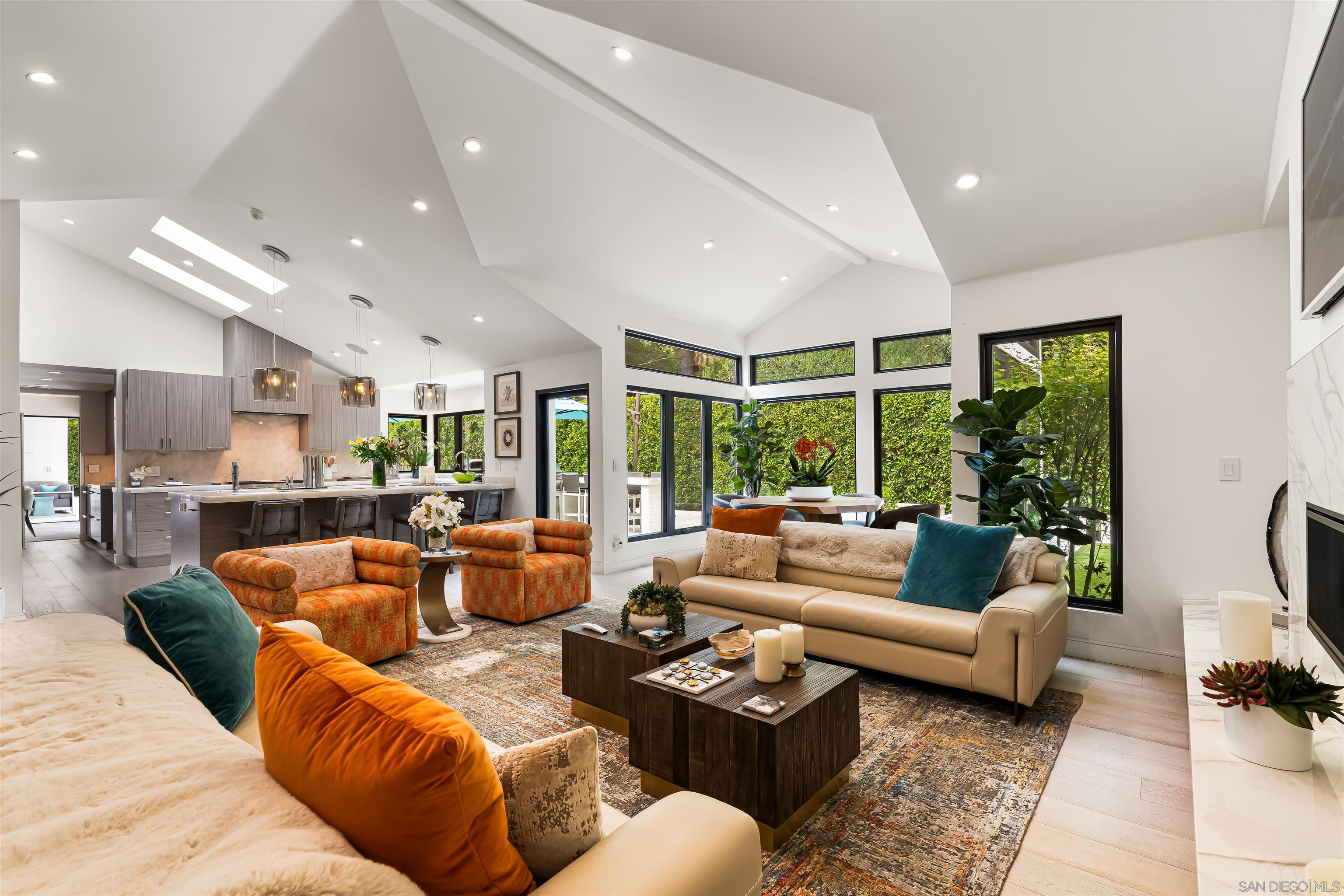 Detail Gallery Image 26 of 75 For 6887  Avenida Andorra, La Jolla,  CA 92037 - 4 Beds | 5 Baths