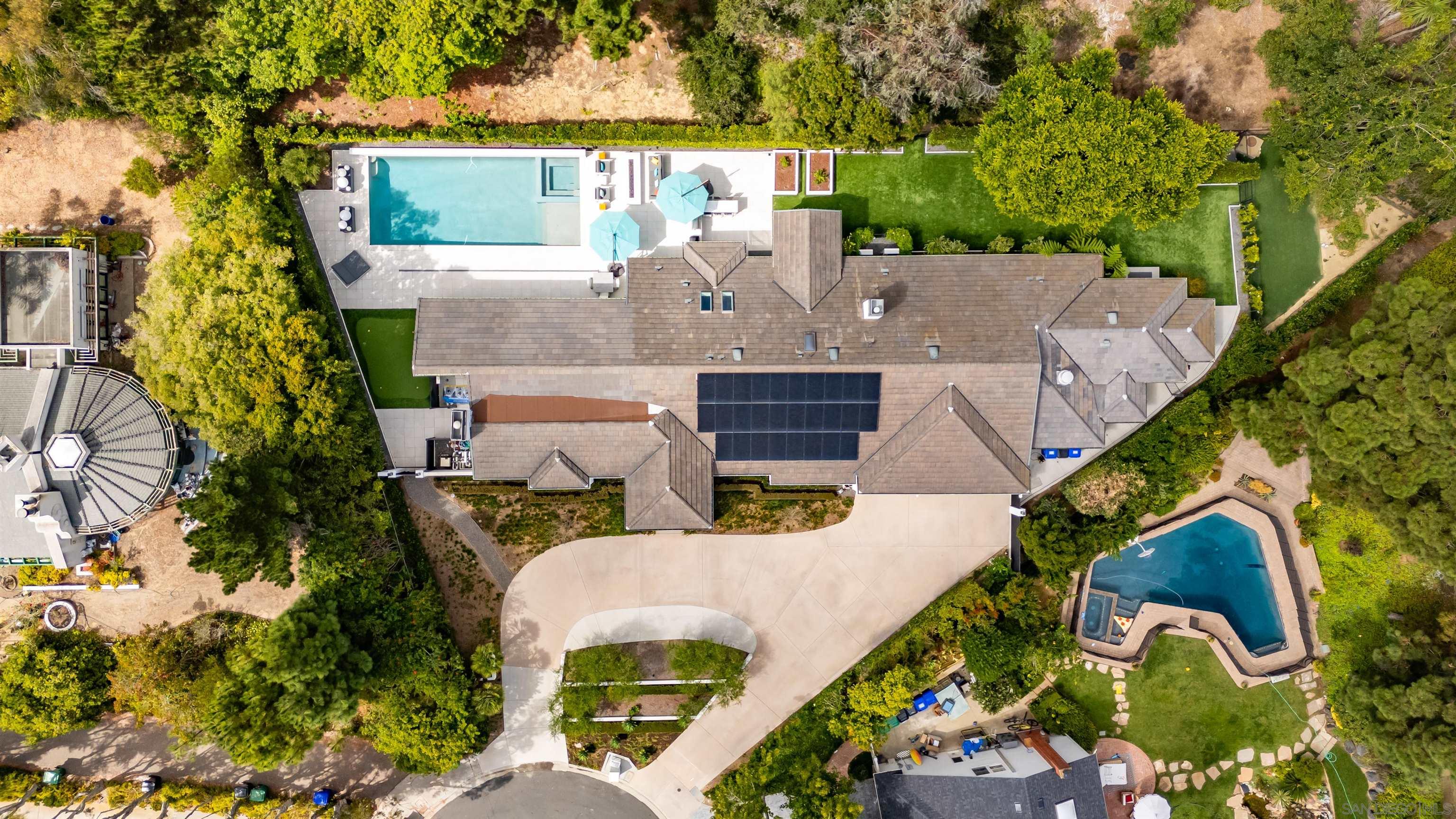 Detail Gallery Image 36 of 75 For 6887  Avenida Andorra, La Jolla,  CA 92037 - 4 Beds | 5 Baths