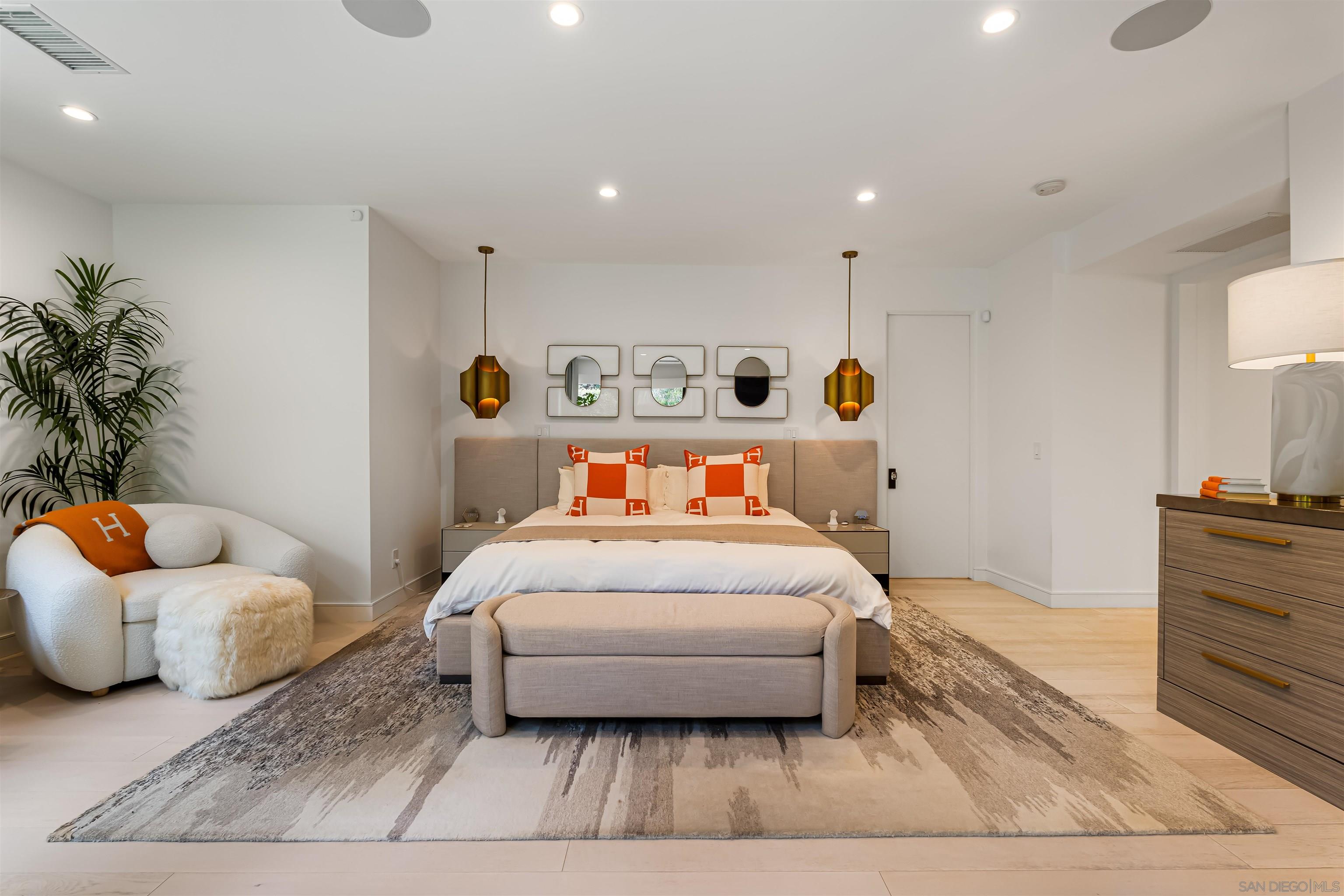 Detail Gallery Image 41 of 75 For 6887  Avenida Andorra, La Jolla,  CA 92037 - 4 Beds | 5 Baths