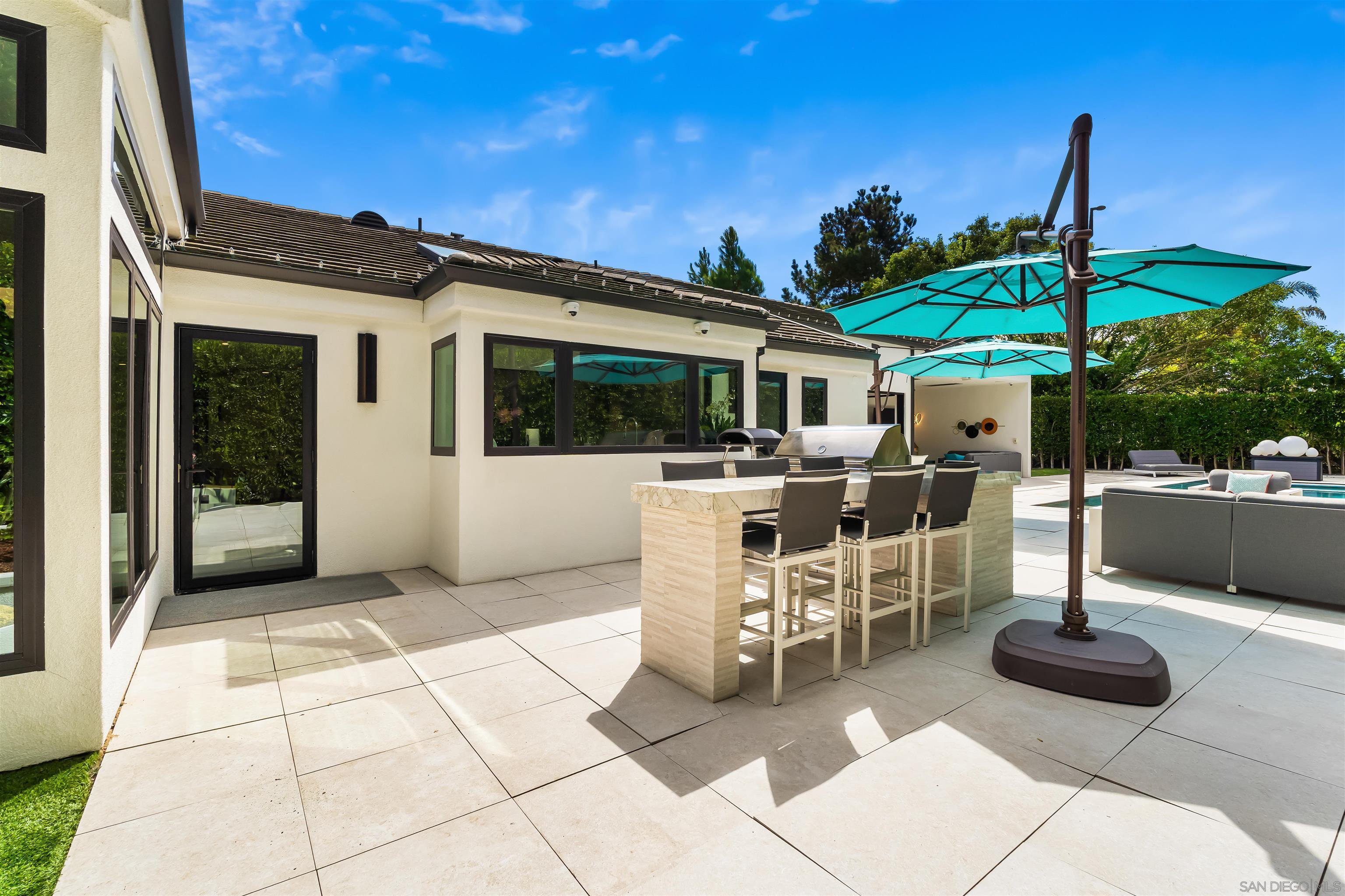 Detail Gallery Image 60 of 75 For 6887  Avenida Andorra, La Jolla,  CA 92037 - 4 Beds | 5 Baths