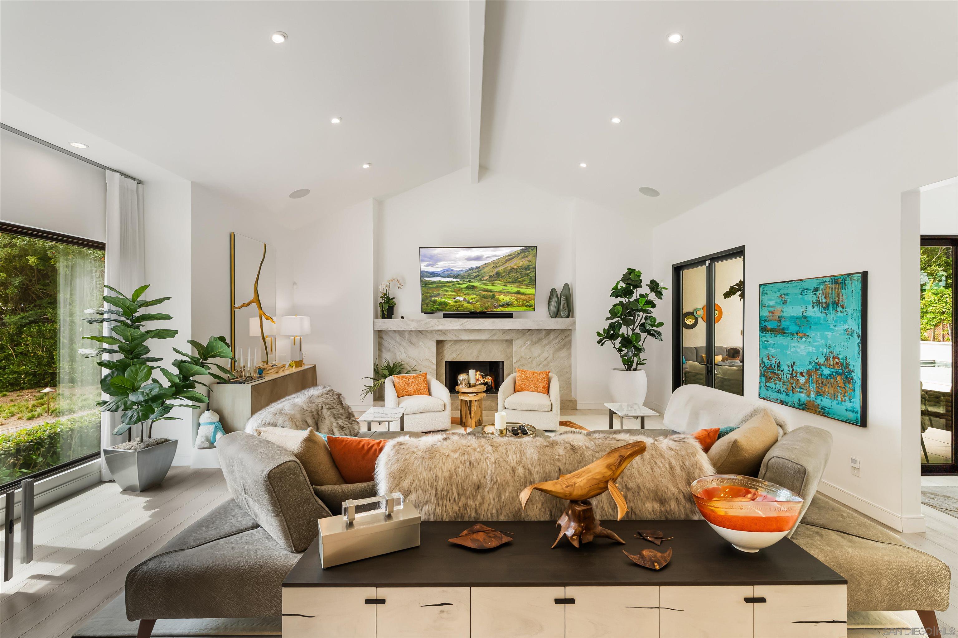 Detail Gallery Image 7 of 75 For 6887  Avenida Andorra, La Jolla,  CA 92037 - 4 Beds | 5 Baths