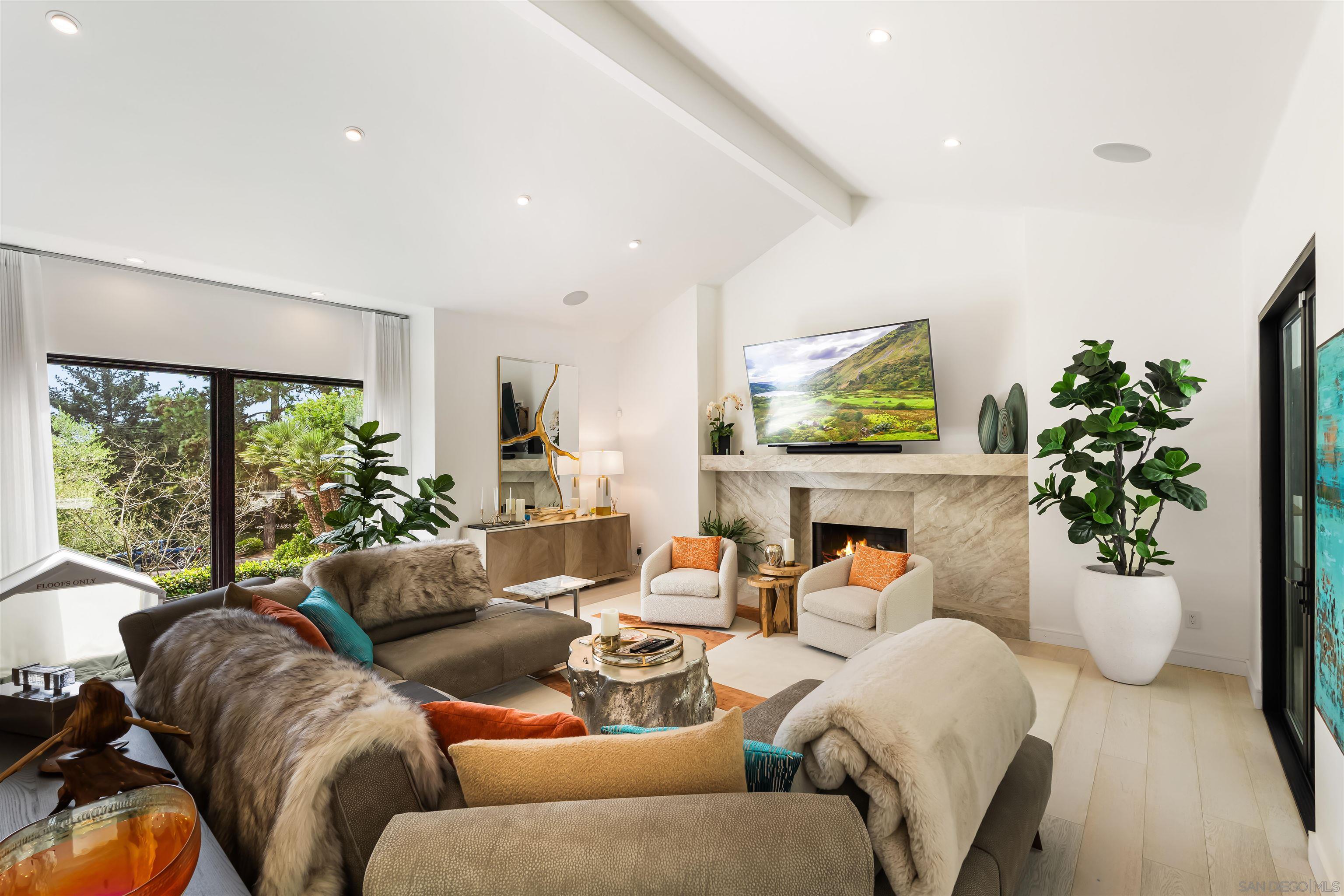 Detail Gallery Image 8 of 75 For 6887  Avenida Andorra, La Jolla,  CA 92037 - 4 Beds | 5 Baths