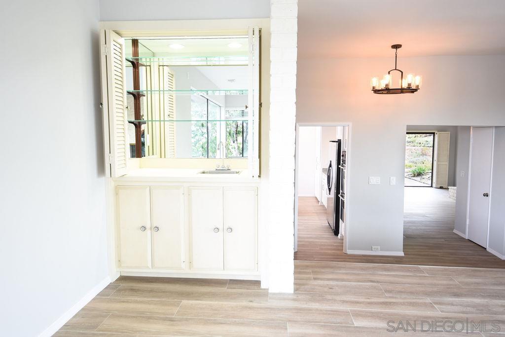 Detail Gallery Image 4 of 30 For 5105  Fontaine, San Diego,  CA 92120 - 3 Beds | 2 Baths