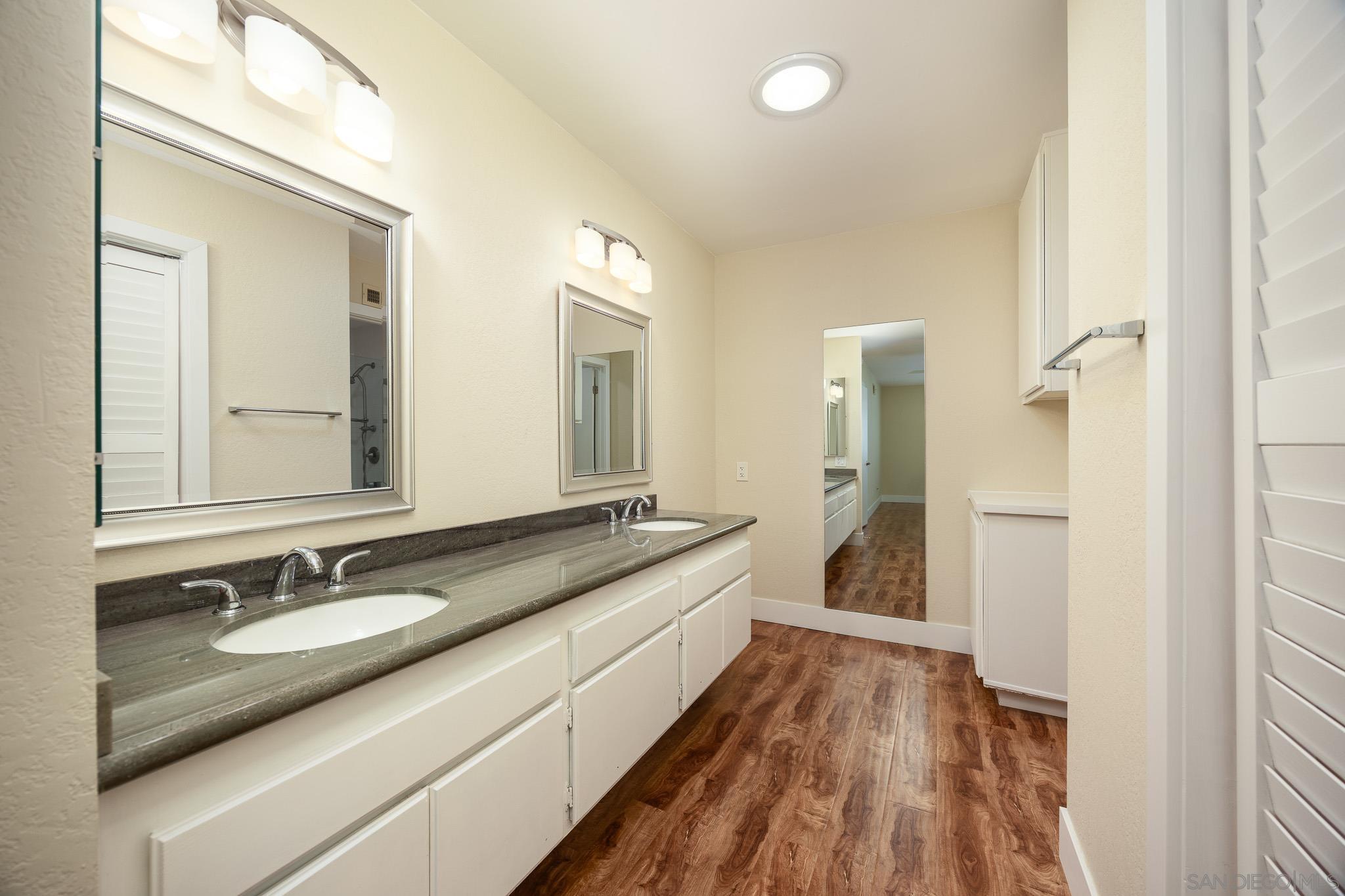 Detail Gallery Image 8 of 23 For 4225  Dusk Ln, Oceanside,  CA 92056 - 3 Beds | 2 Baths