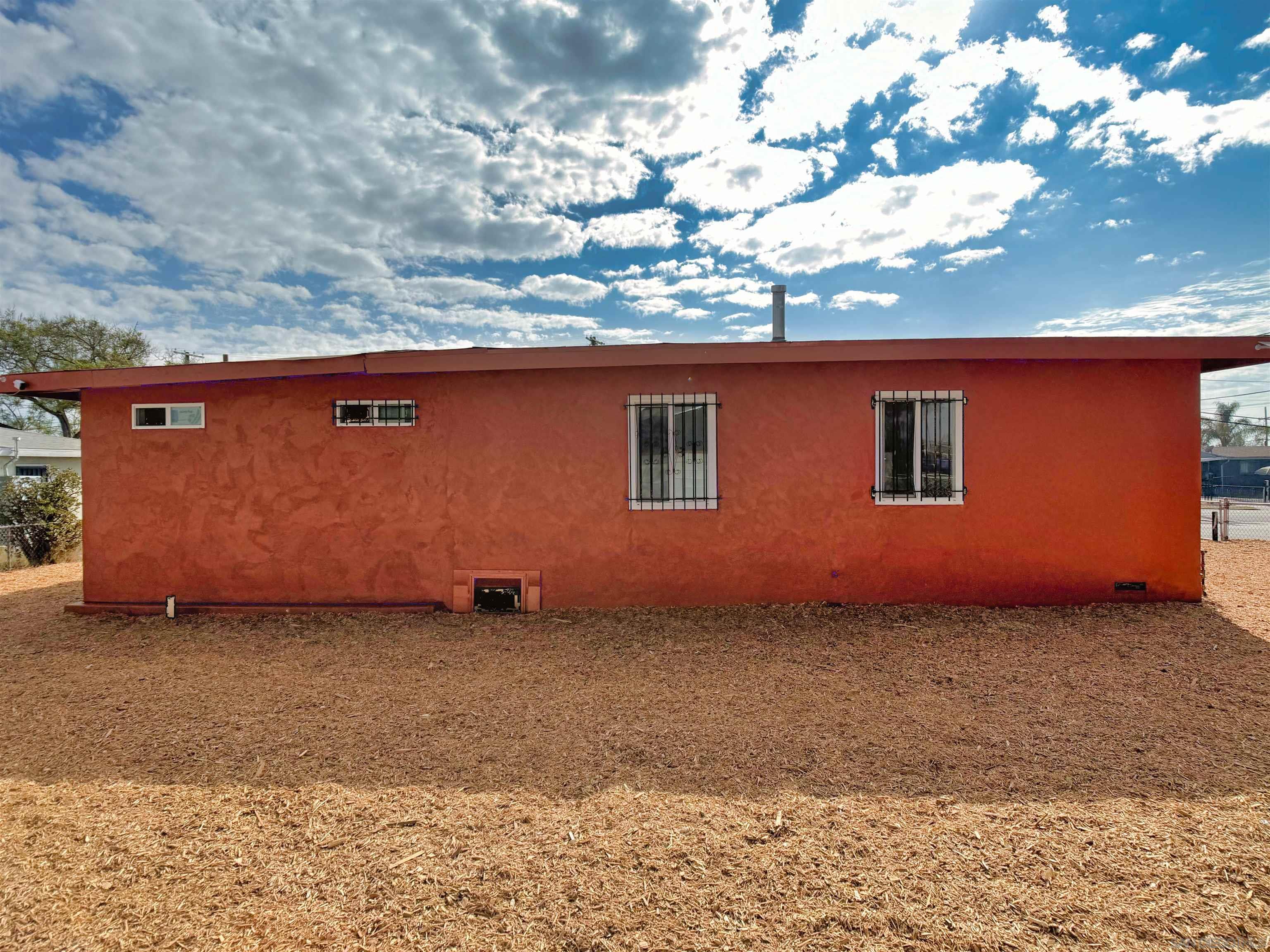 Detail Gallery Image 36 of 42 For 4650  Hilltop Rd., San Diego,  CA 92102 - 3 Beds | 2 Baths