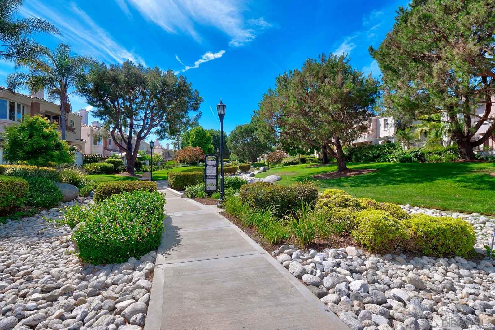 Detail Gallery Image 50 of 57 For 5512  Renaissance Avenue  3, San Diego,  CA 92122 - 3 Beds | 2/1 Baths