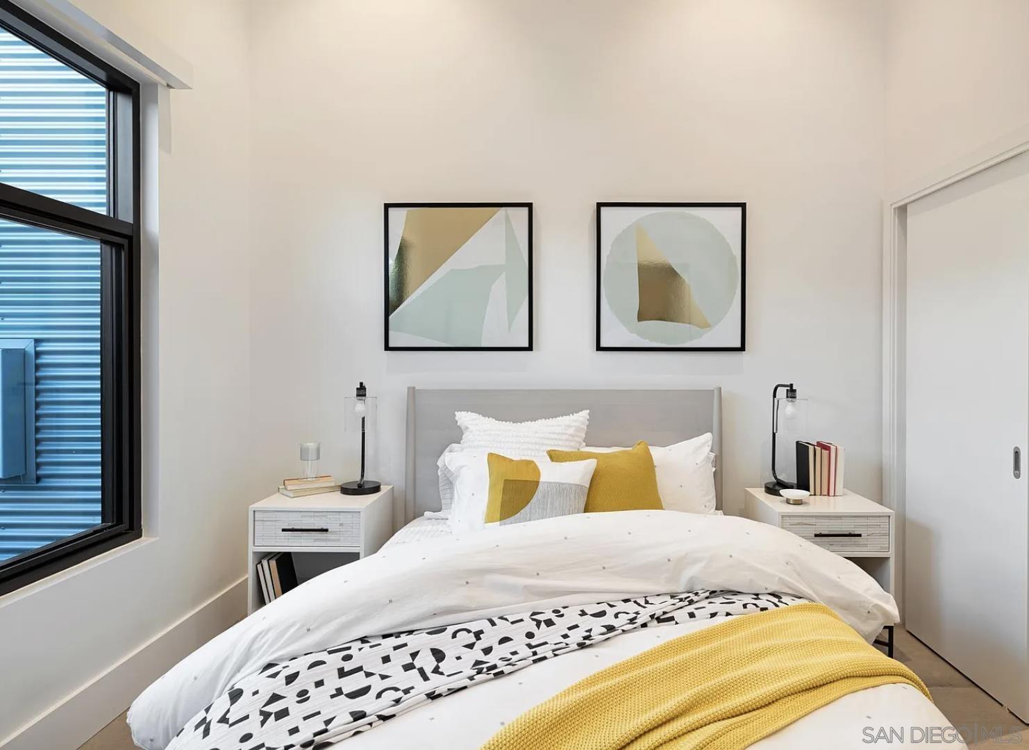 Detail Gallery Image 7 of 11 For 330  S Cedros Ave  Apt 7, Solana Beach,  CA 92075 - 1 Beds | 1 Baths