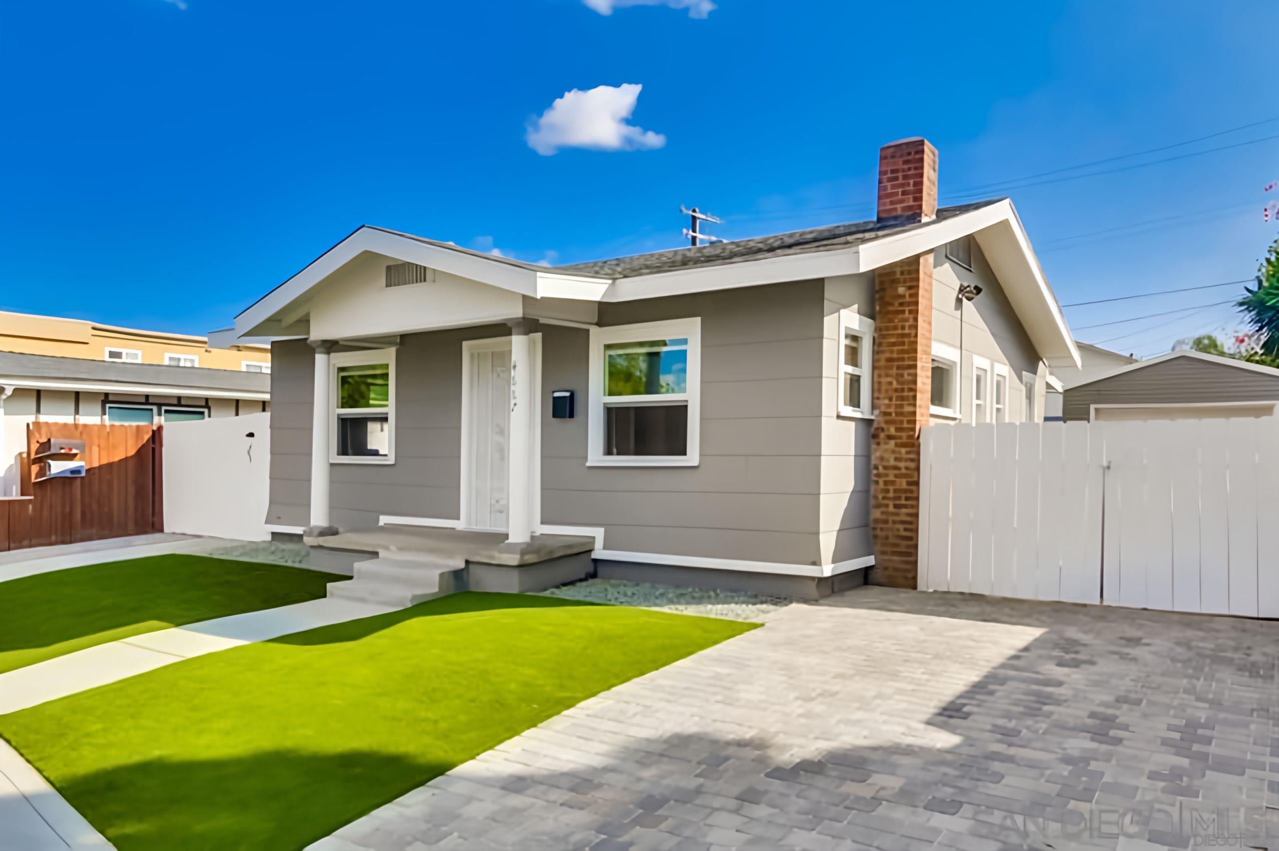 Detail Gallery Image 4 of 30 For 4667-69  35th, San Diego,  CA 92116 - – Beds | – Baths