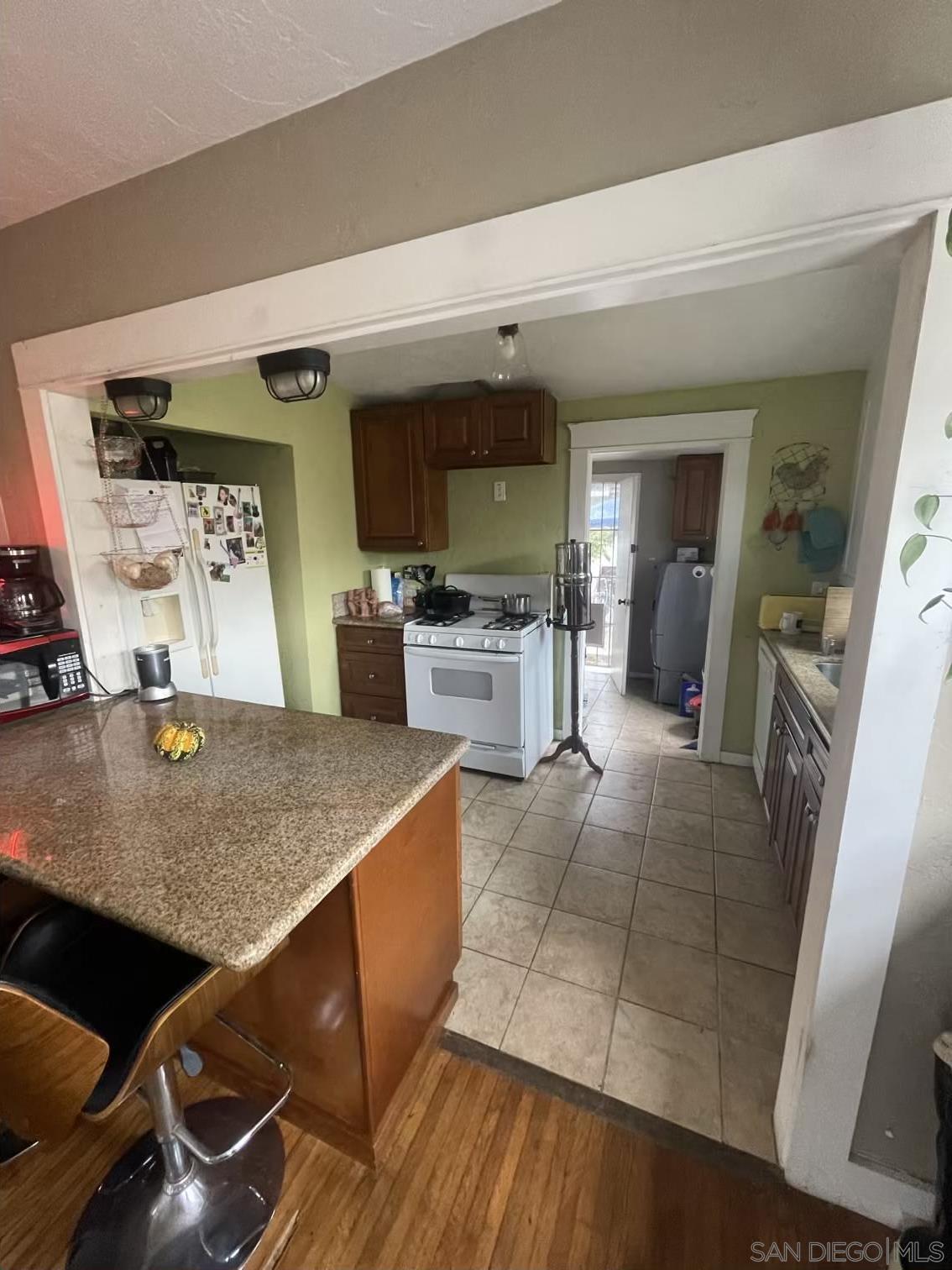 Detail Gallery Image 7 of 30 For 4667-69  35th, San Diego,  CA 92116 - – Beds | – Baths