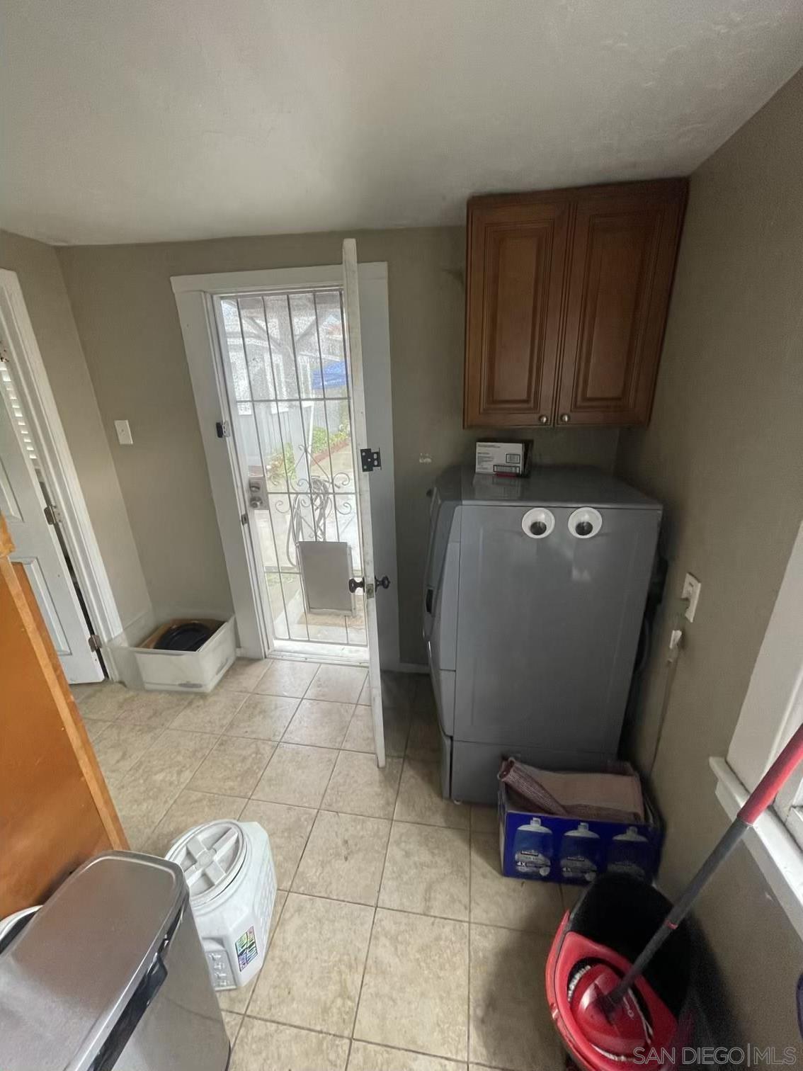 Detail Gallery Image 10 of 30 For 4667-69  35th, San Diego,  CA 92116 - – Beds | – Baths