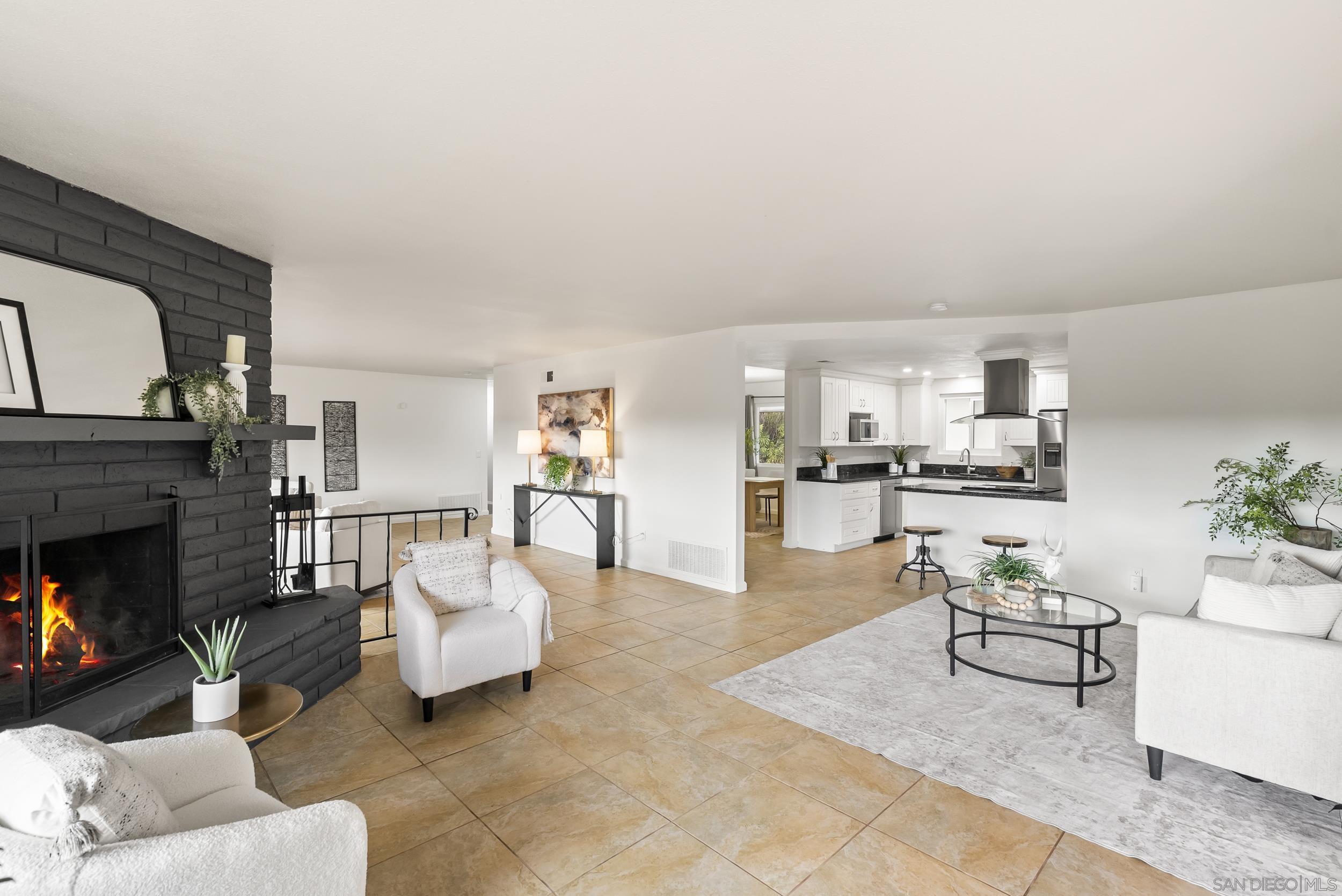 Front Image Thumbnail for SD250044241