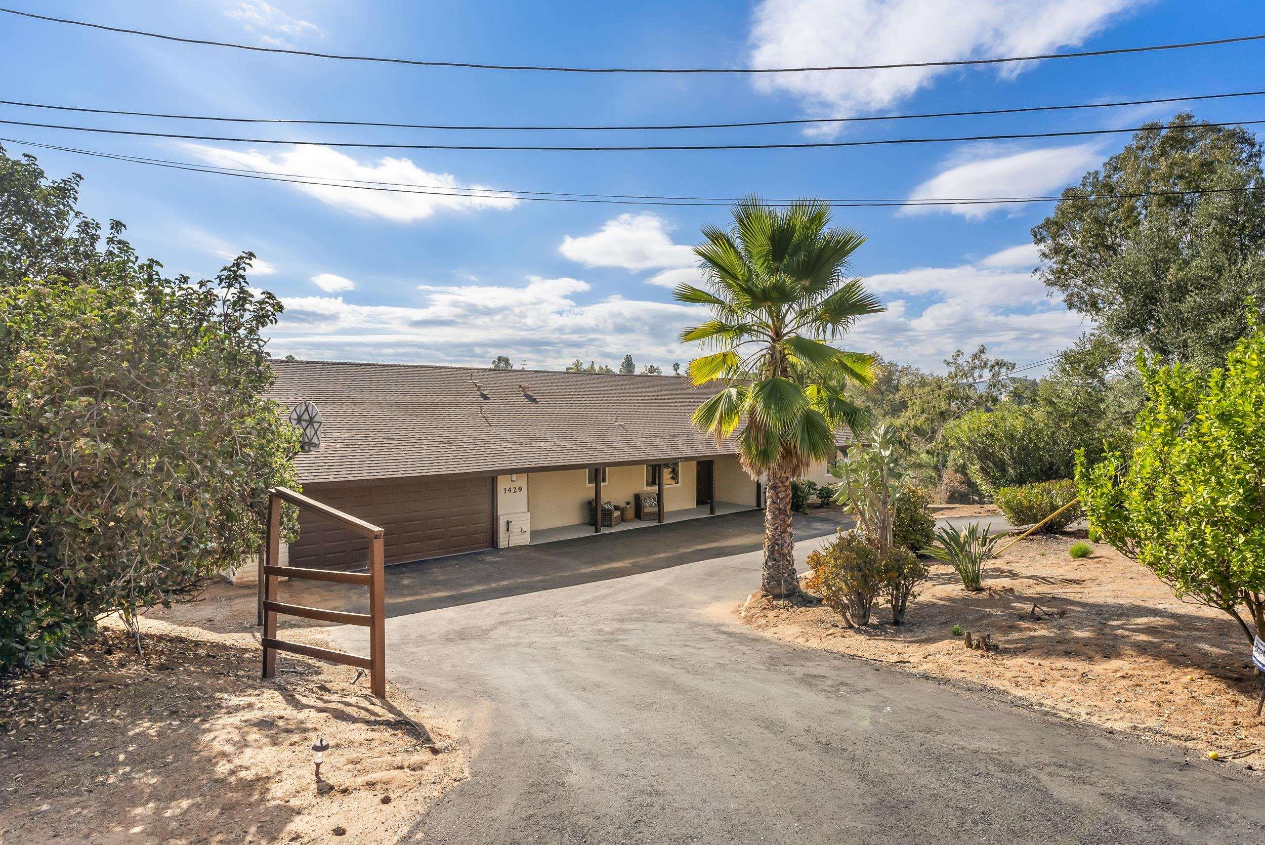 Detail Gallery Image 9 of 42 For 1429  Midway Dr., Alpine,  CA 91901 - 3 Beds | 2/1 Baths