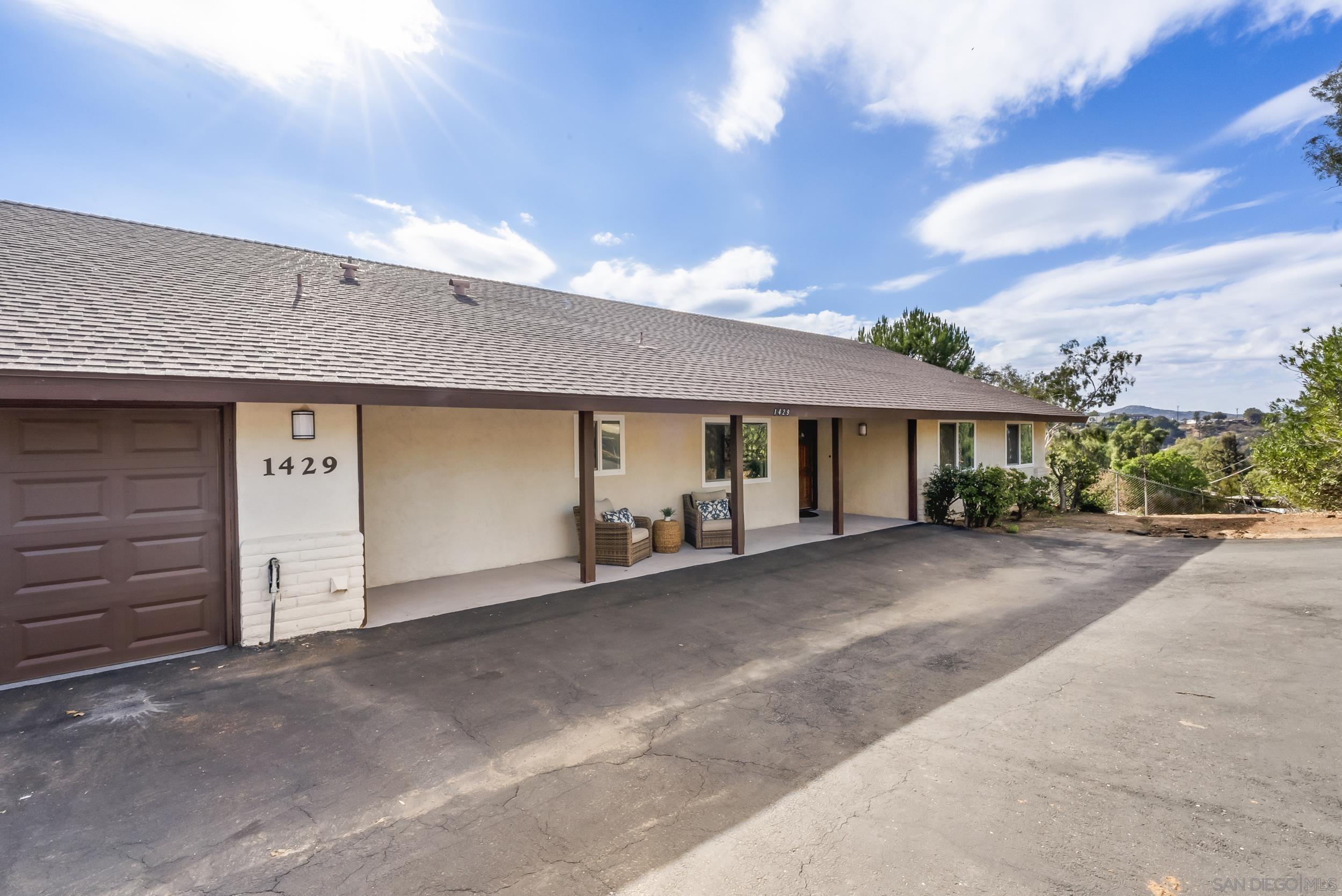 Detail Gallery Image 10 of 42 For 1429  Midway Dr., Alpine,  CA 91901 - 3 Beds | 2/1 Baths