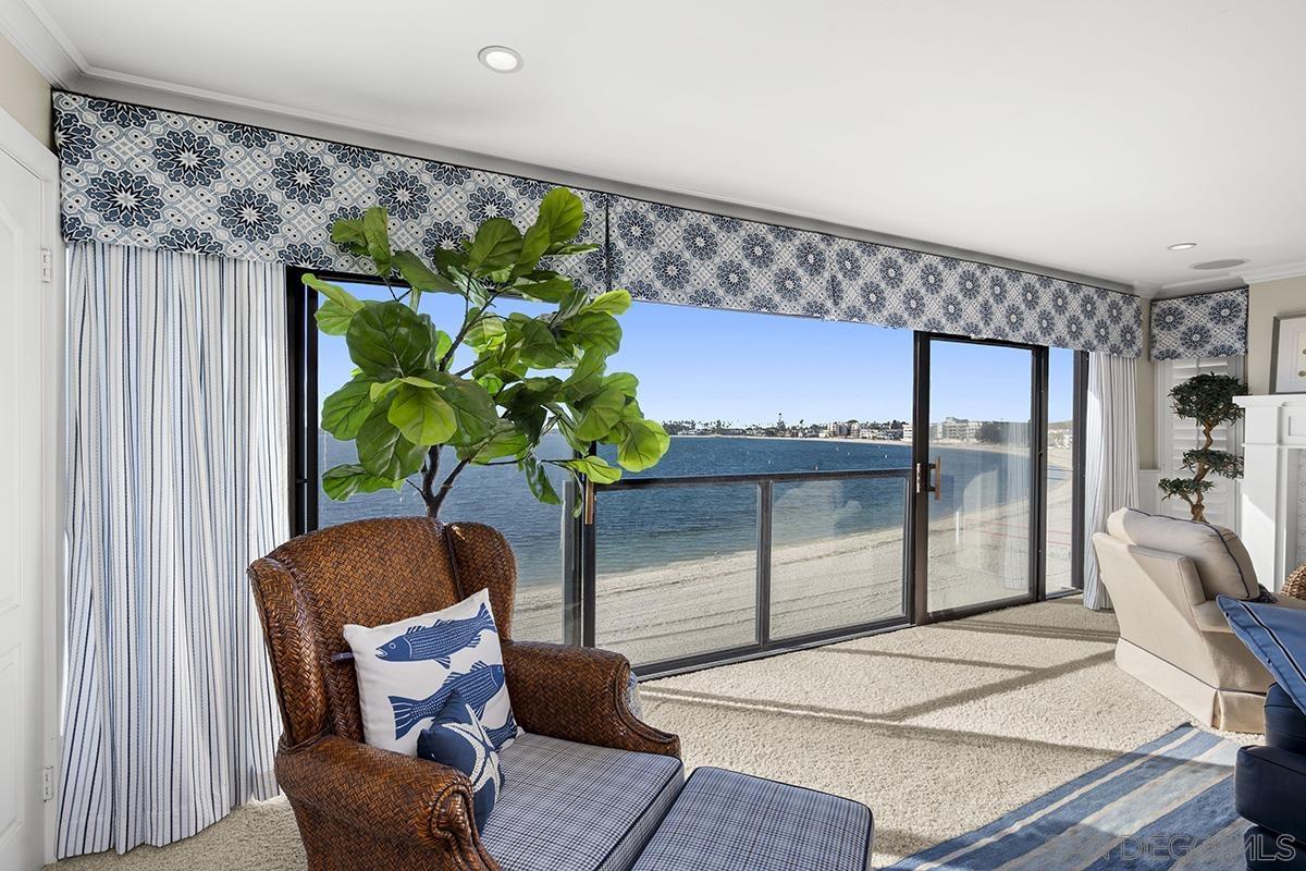 Detail Gallery Image 17 of 74 For 3828  Riviera Dr  2b,  San Diego,  CA 92109 - 2 Beds | 2 Baths