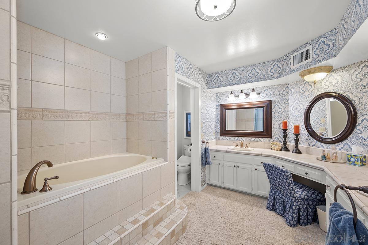 Detail Gallery Image 41 of 74 For 3828  Riviera Dr  2b,  San Diego,  CA 92109 - 2 Beds | 2 Baths