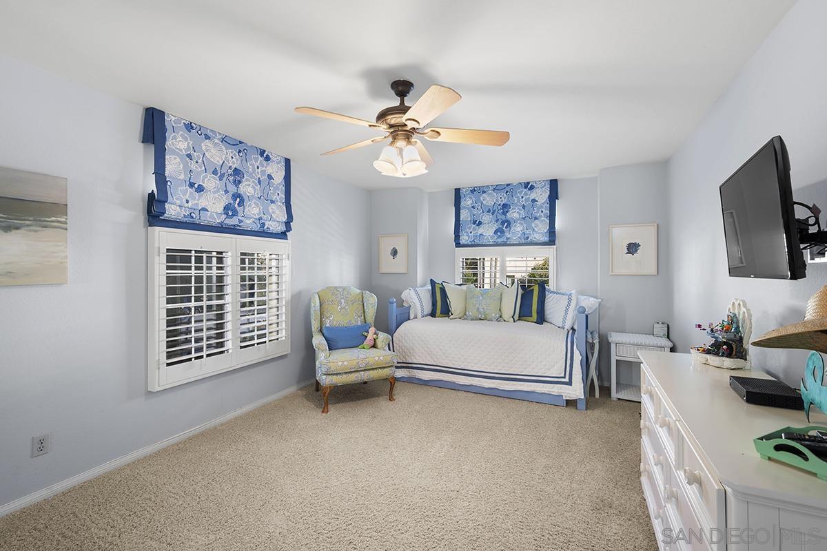 Detail Gallery Image 43 of 74 For 3828  Riviera Dr  2b,  San Diego,  CA 92109 - 2 Beds | 2 Baths