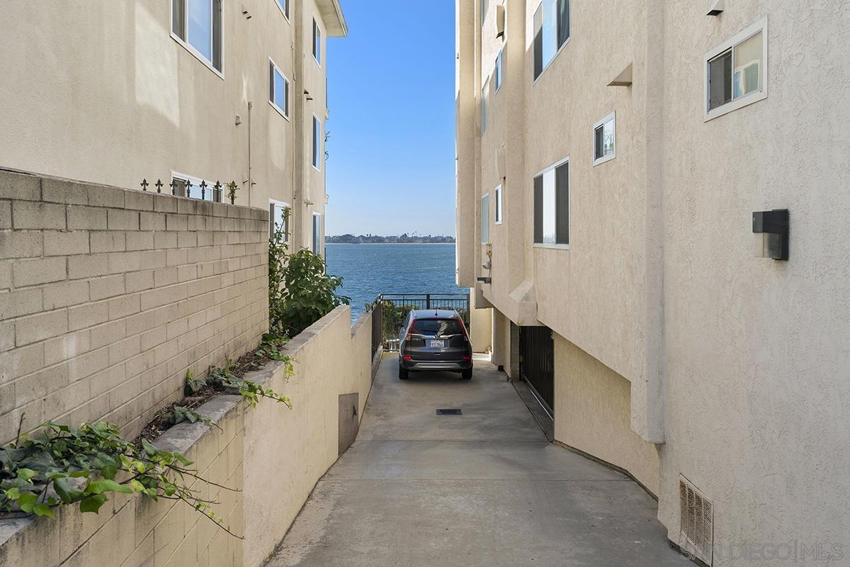 Detail Gallery Image 64 of 74 For 3828  Riviera Dr  2b,  San Diego,  CA 92109 - 2 Beds | 2 Baths