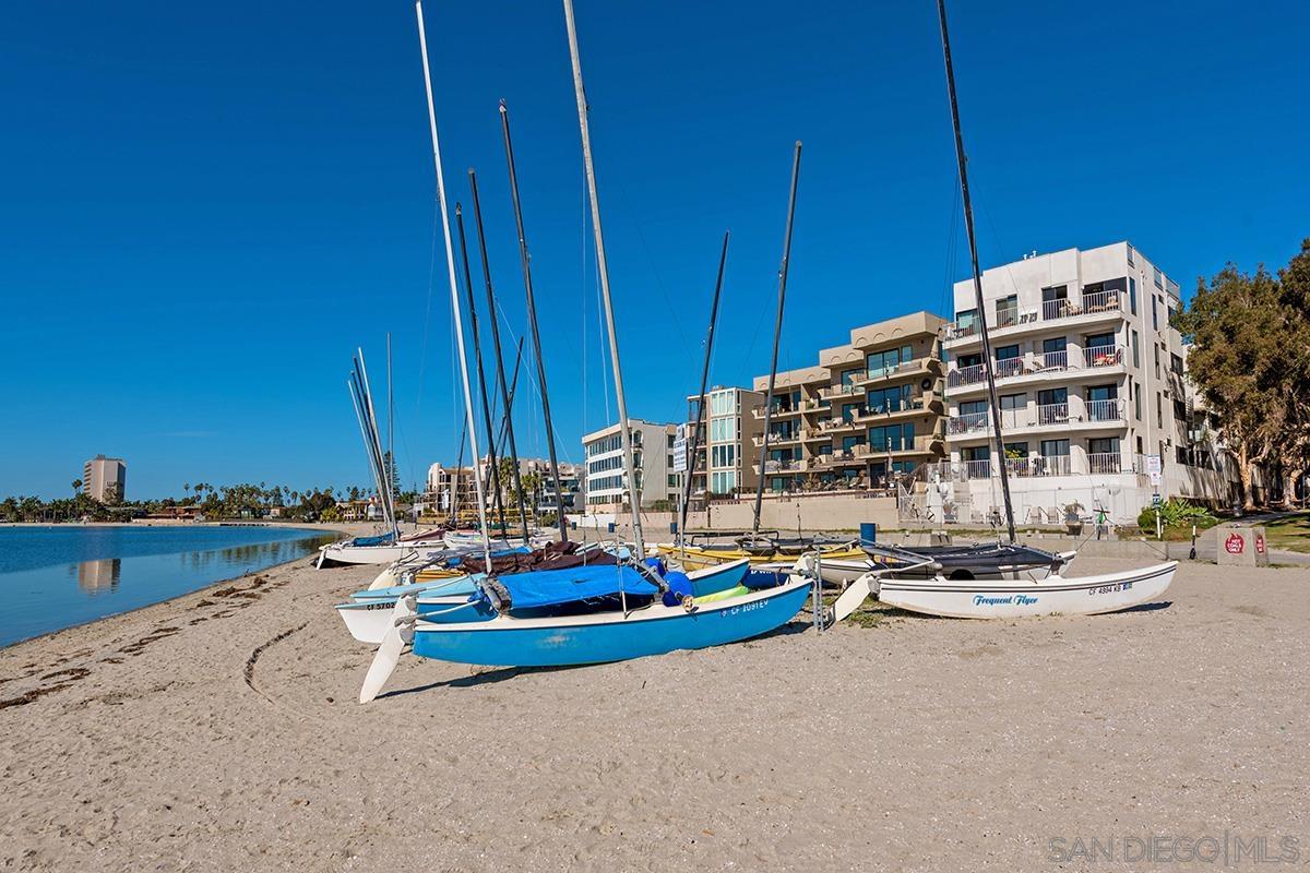 Detail Gallery Image 72 of 74 For 3828  Riviera Dr  2b,  San Diego,  CA 92109 - 2 Beds | 2 Baths