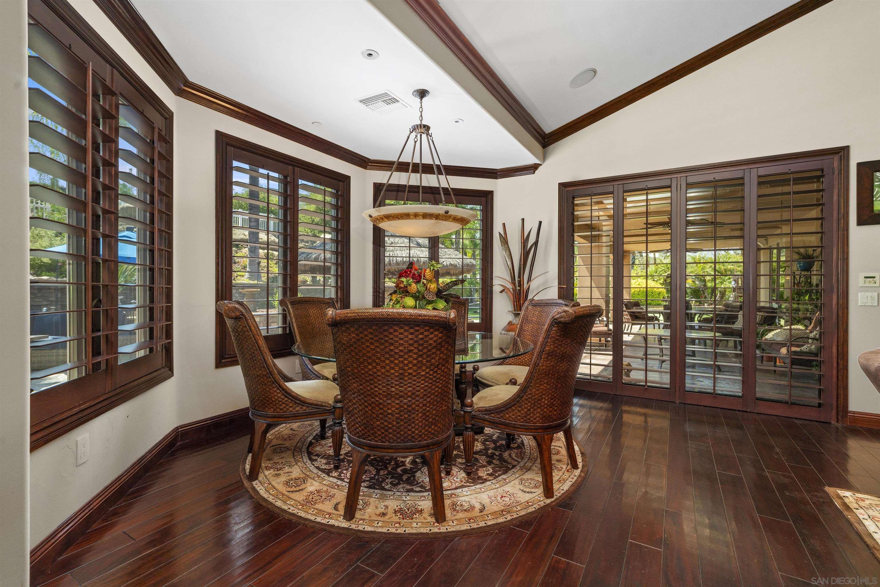 Detail Gallery Image 12 of 75 For 2882  Conestoga Circle, Alpine,  CA 91901 - 6 Beds | 4/1 Baths