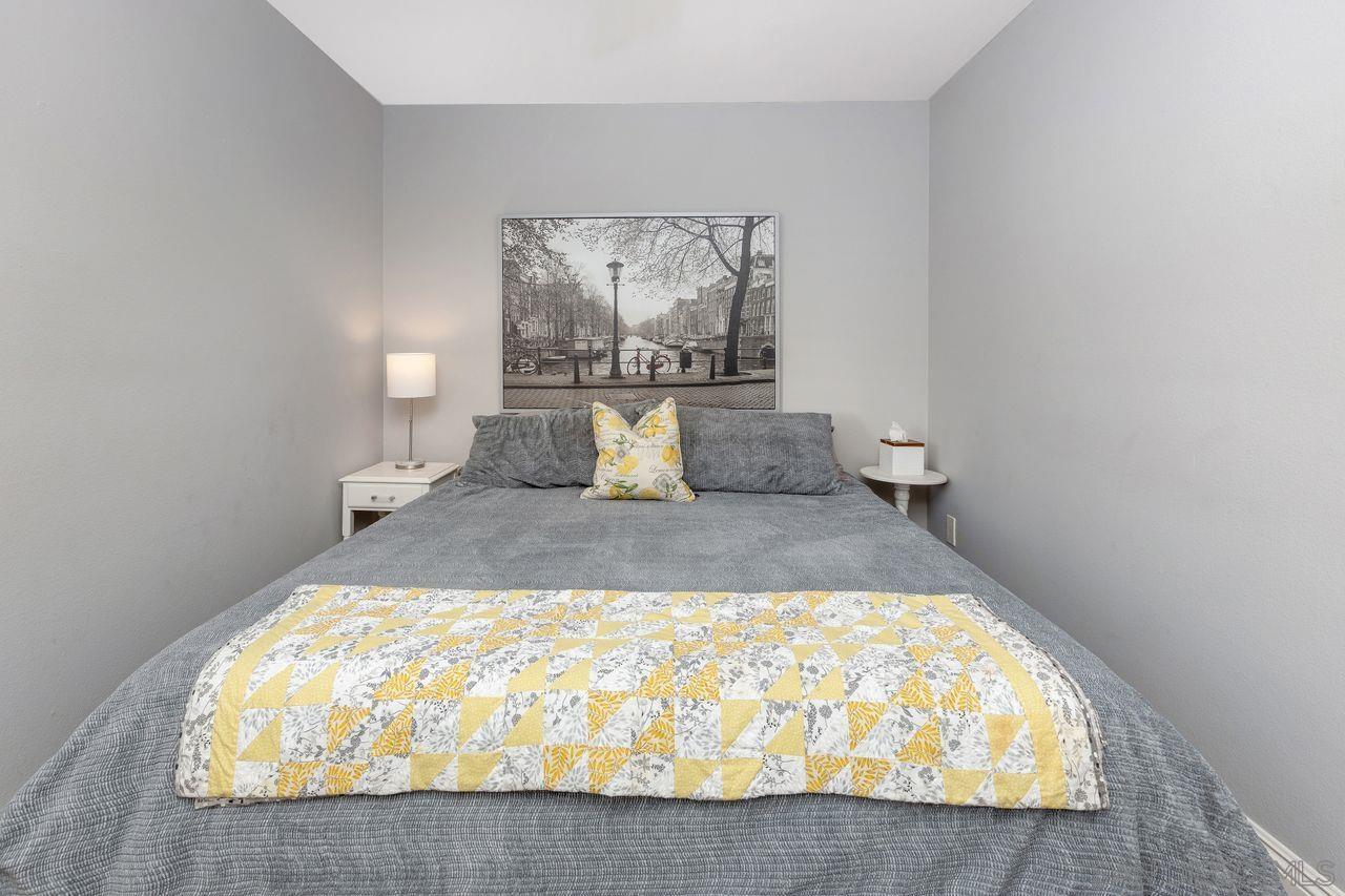 Detail Gallery Image 17 of 40 For 5597  Caminito Jose, San Diego,  CA 92111 - 4 Beds | 2/1 Baths