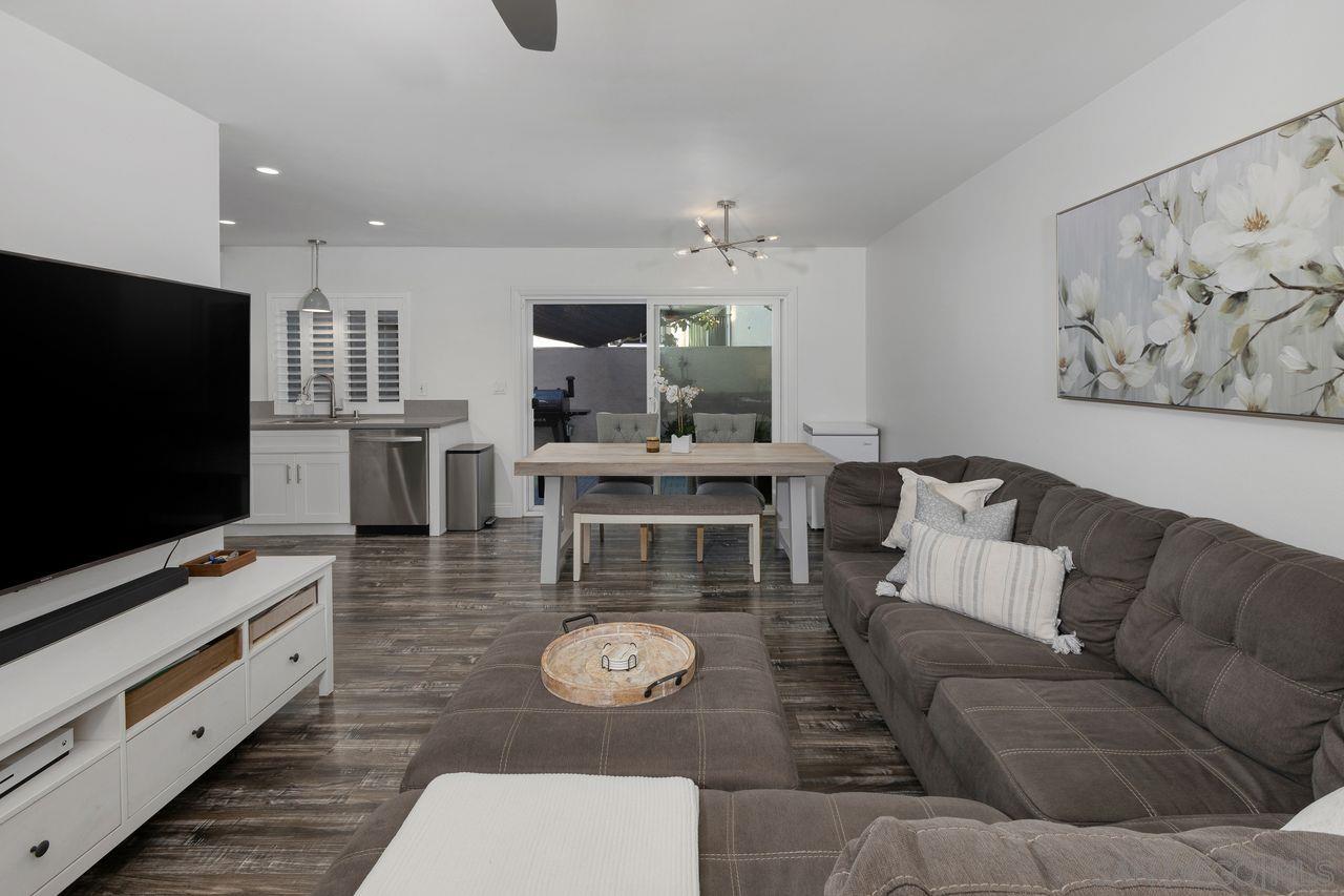 Detail Gallery Image 5 of 40 For 5597  Caminito Jose, San Diego,  CA 92111 - 4 Beds | 2/1 Baths