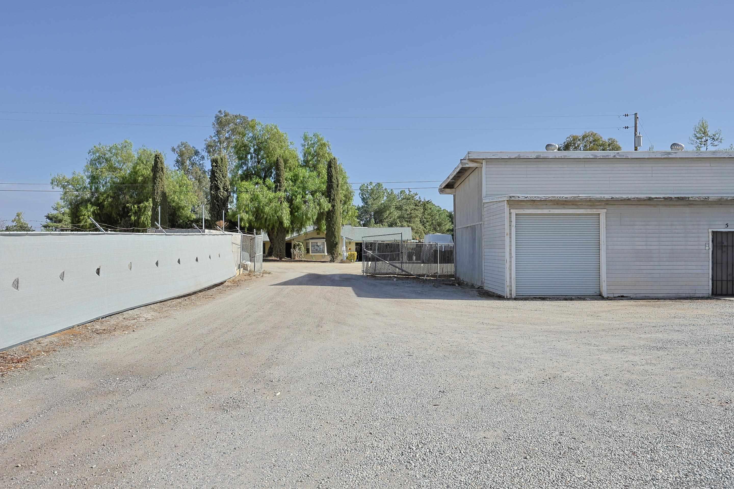 Detail Gallery Image 13 of 26 For 2344  Highway 67, Ramona,  CA 92065 - – Beds | – Baths