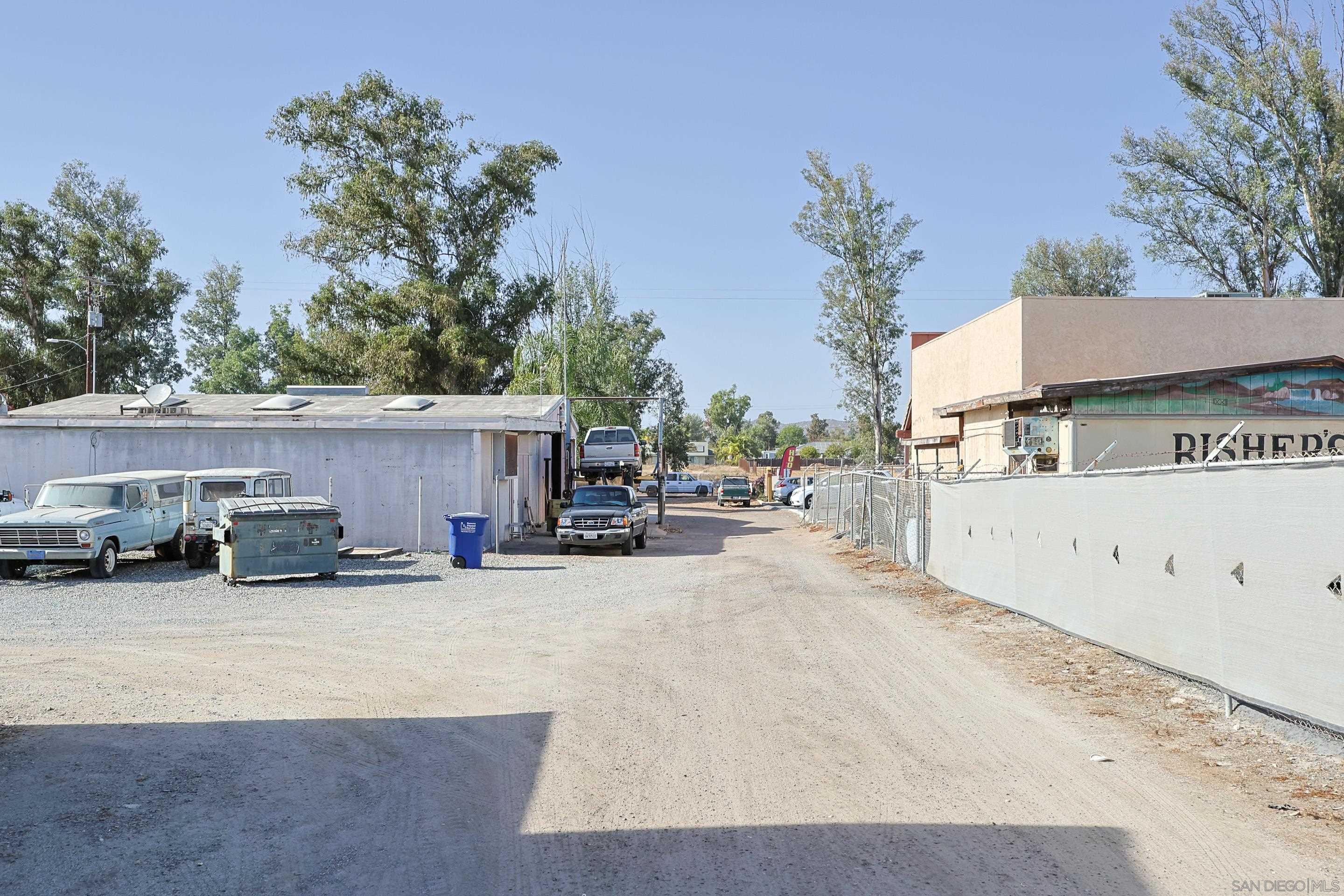 Detail Gallery Image 17 of 26 For 2344  Highway 67, Ramona,  CA 92065 - – Beds | – Baths