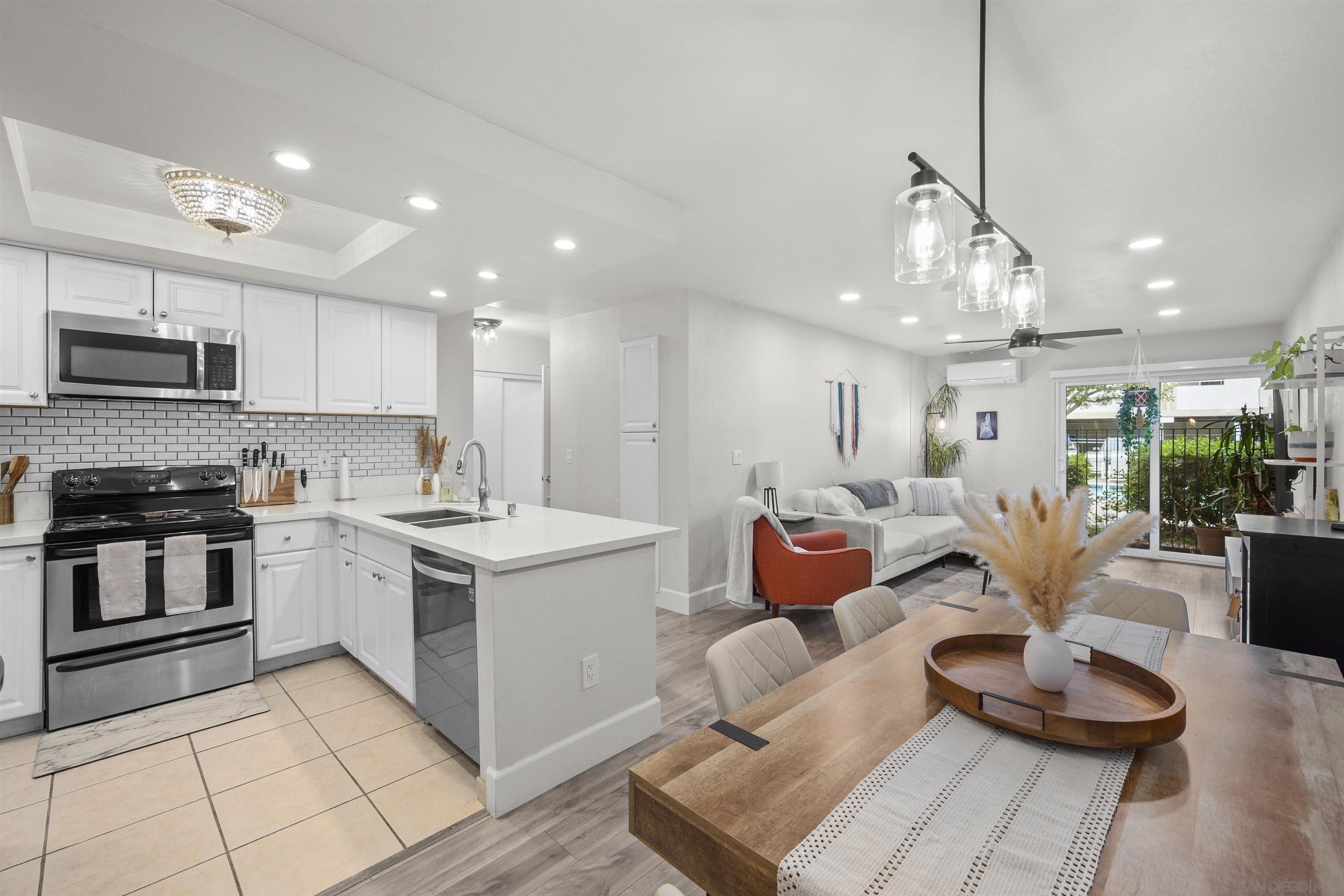 Front Image Thumbnail for SD250044249